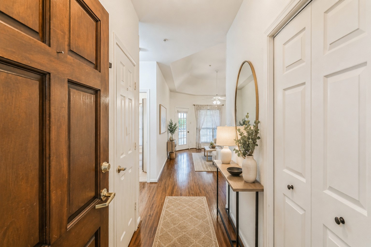 2803 Kings Crossing Drive 303 Property Photo 1
