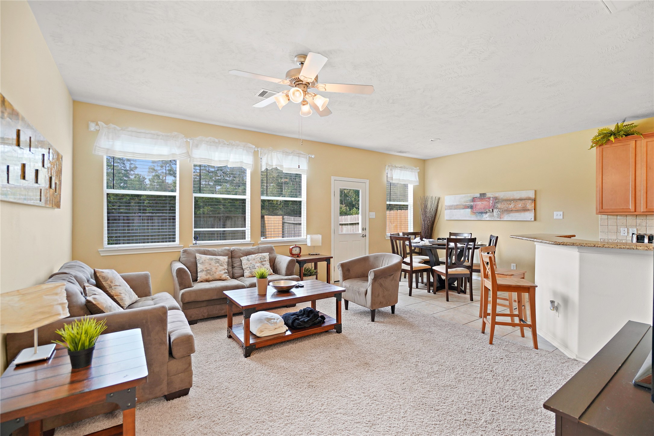 211 Bloomhill Place Property Photo 8