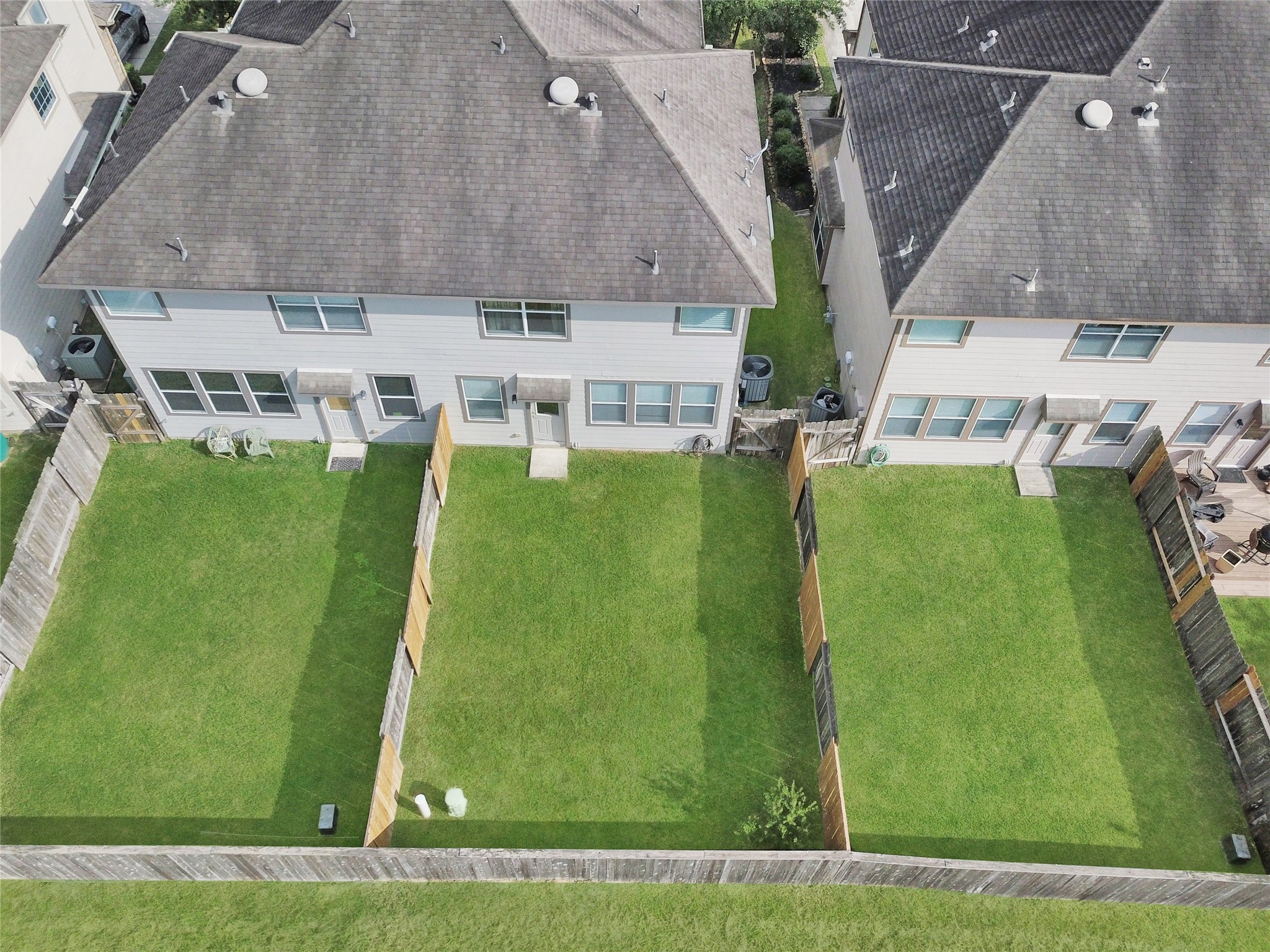 211 Bloomhill Place Property Photo 23