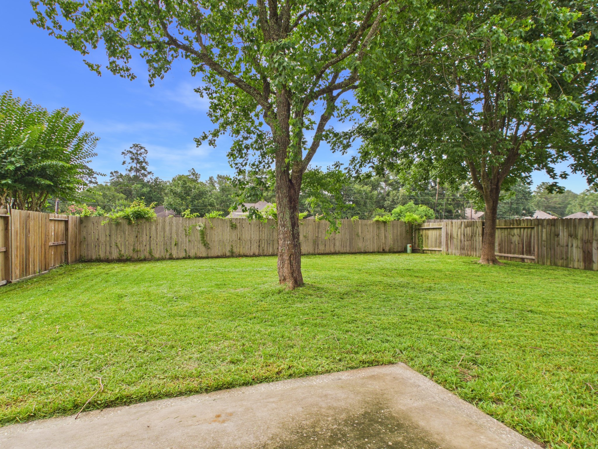 4702 Rolling View Court Property Photo 27