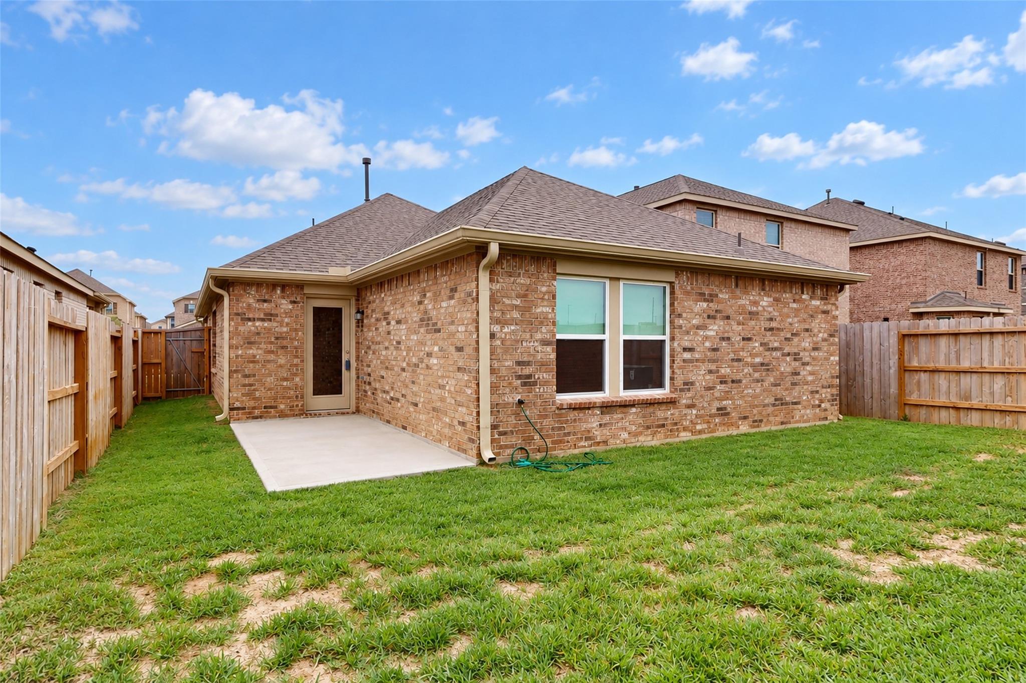 4912 Vida Vista Drive Property Photo 4
