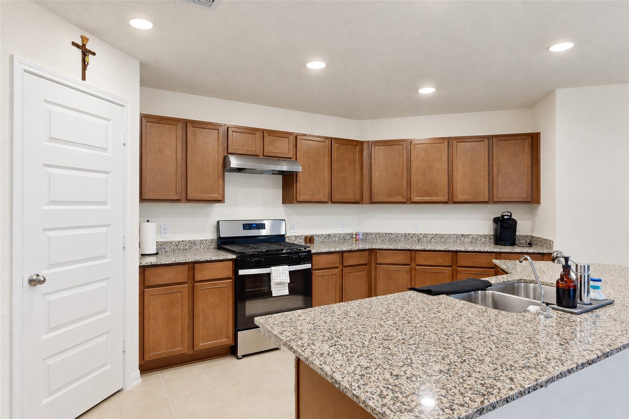 4912 Vida Vista Drive Property Photo 12