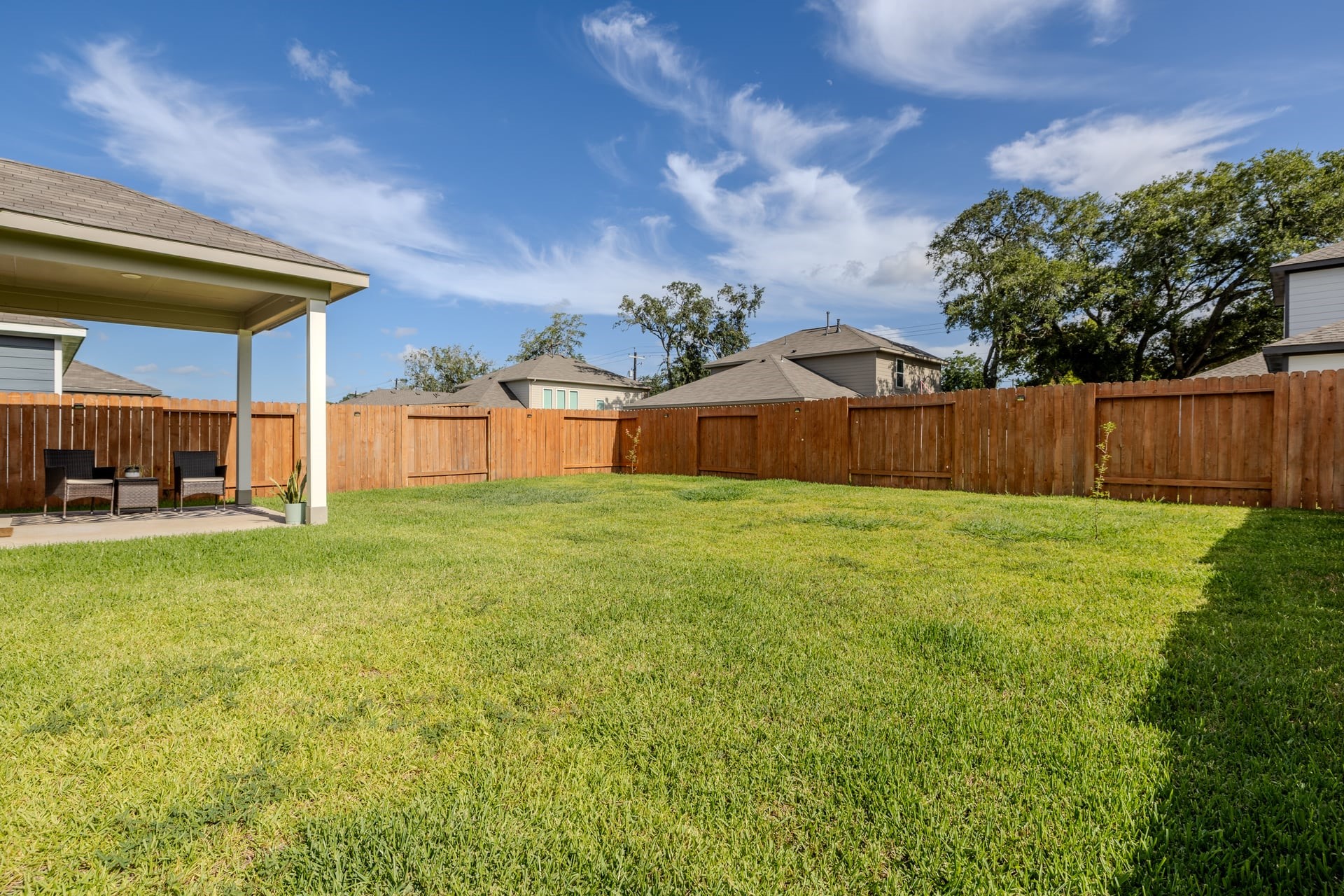 2420 Grace Property Photo 25