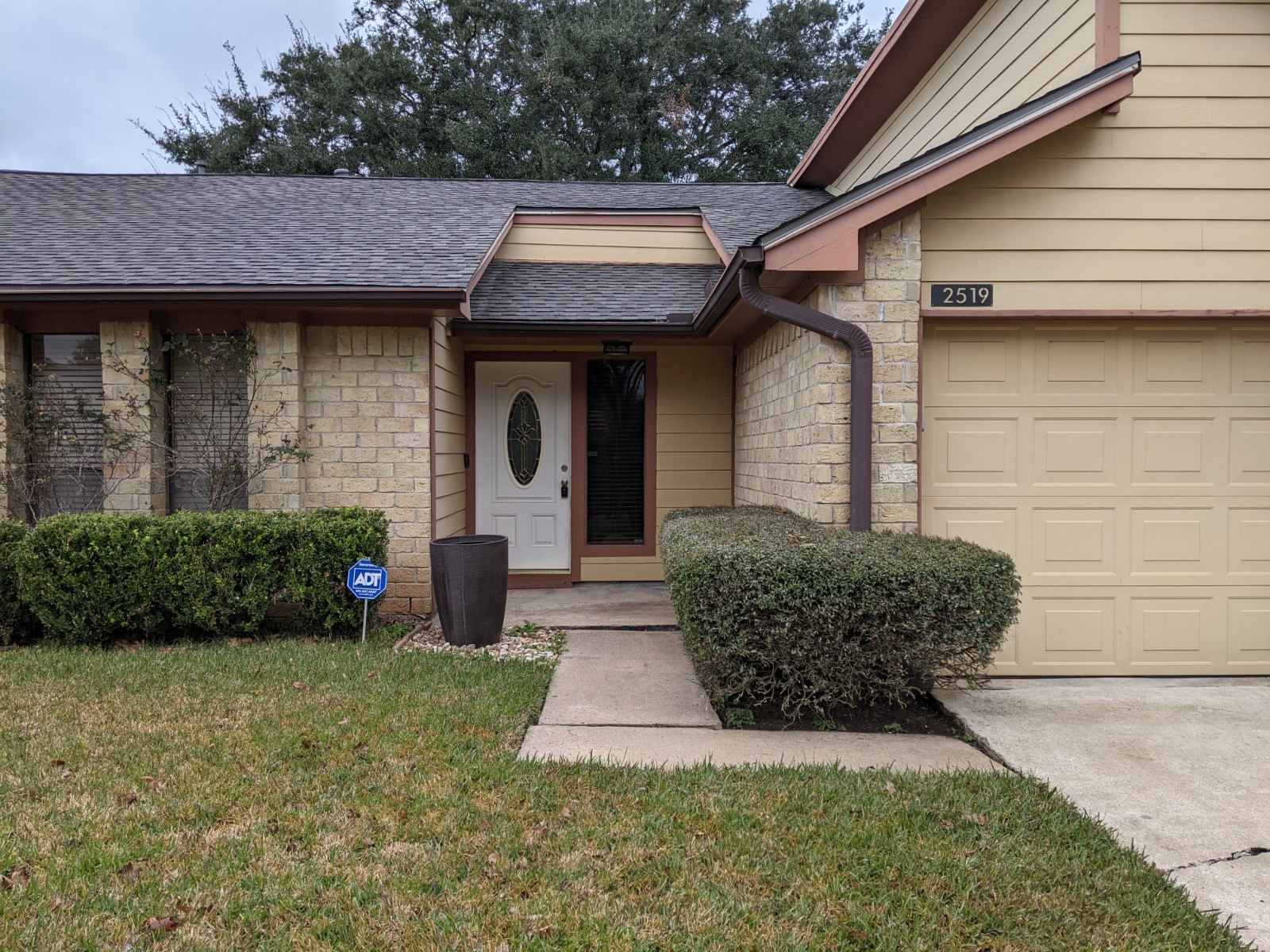 2519 Buffalo Trail Property Photo 3