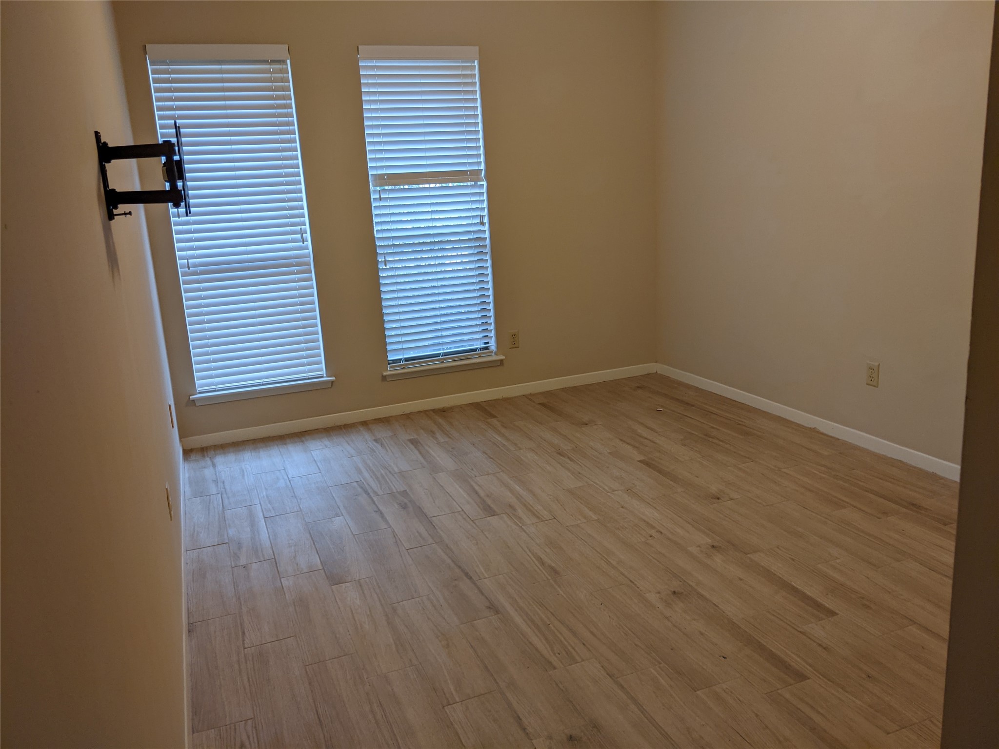 2519 Buffalo Trail Property Photo 18