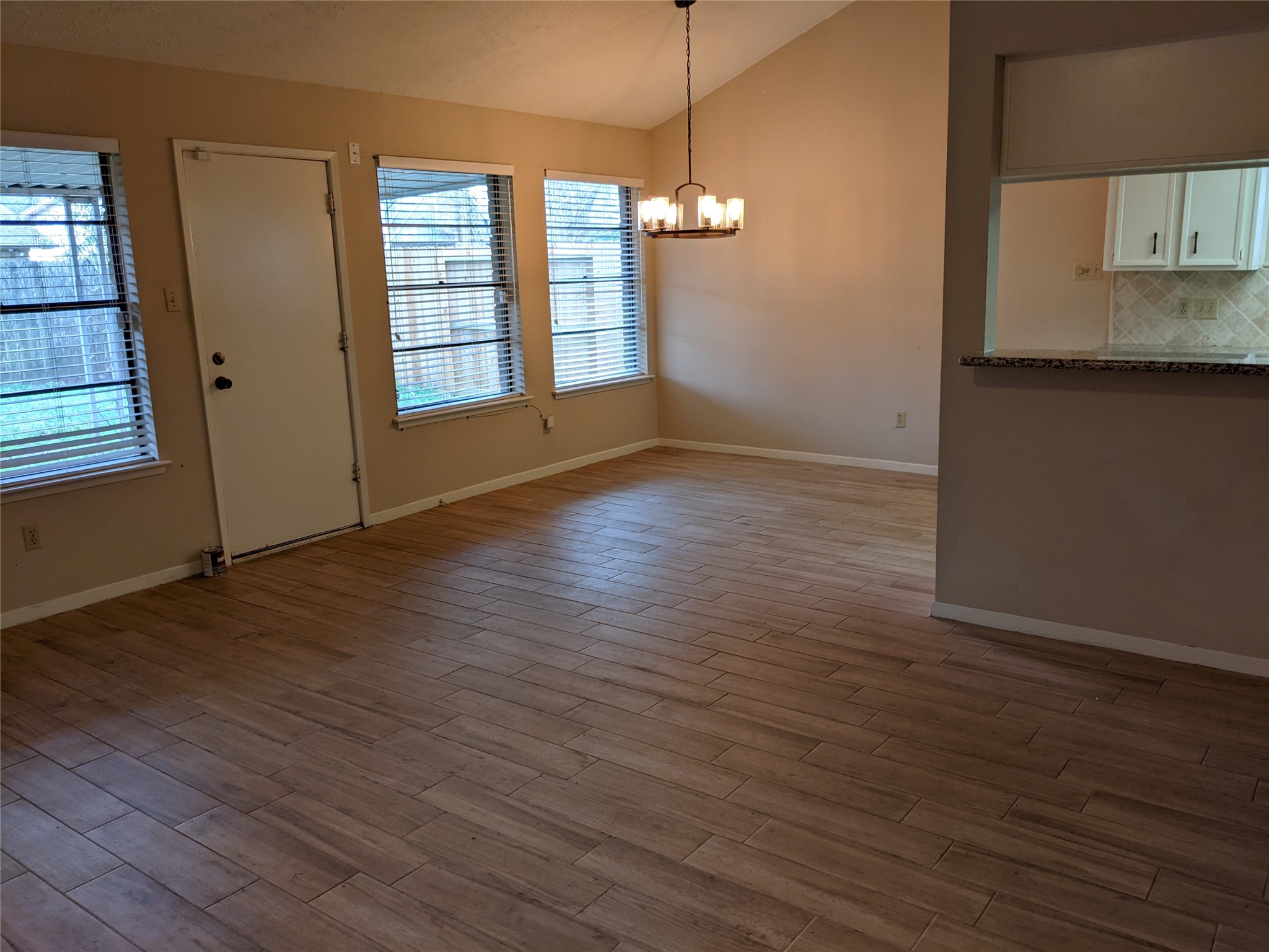 2519 Buffalo Trail Property Photo 21