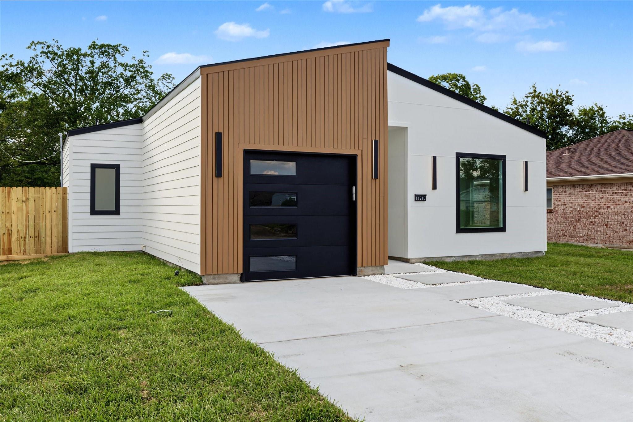 11910 Southview Street, Houston Tx 77047 Property Photo 3