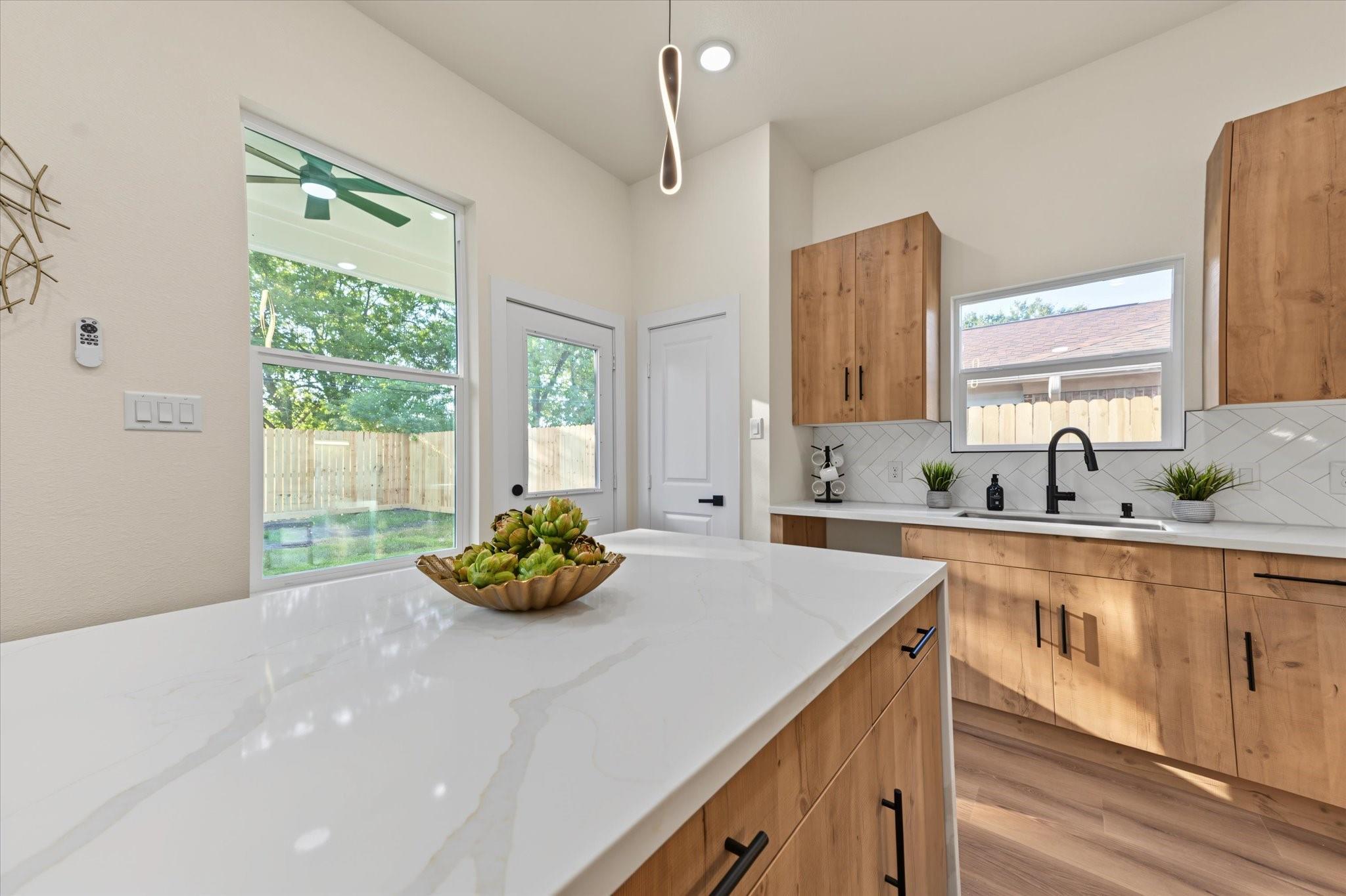 11910 Southview Street, Houston Tx 77047 Property Photo 16