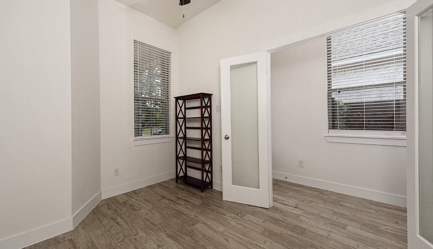 27342 Brixton Hollow Drive Property Photo 4