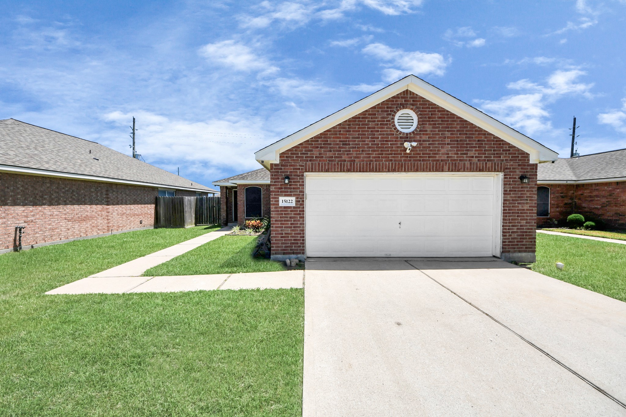 15122 Diamond Way Property Photo 1