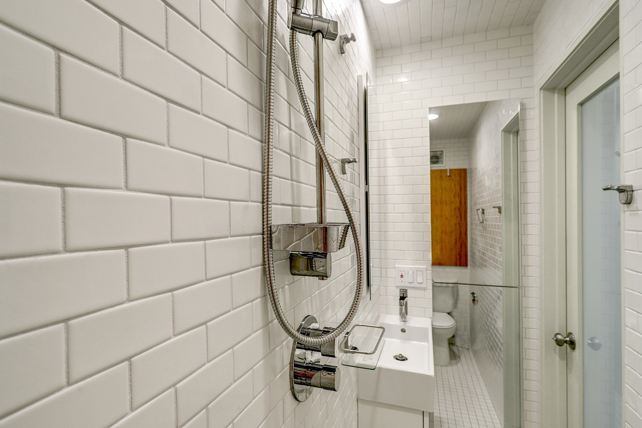 3407 Graustark Street 18 Property Photo 10
