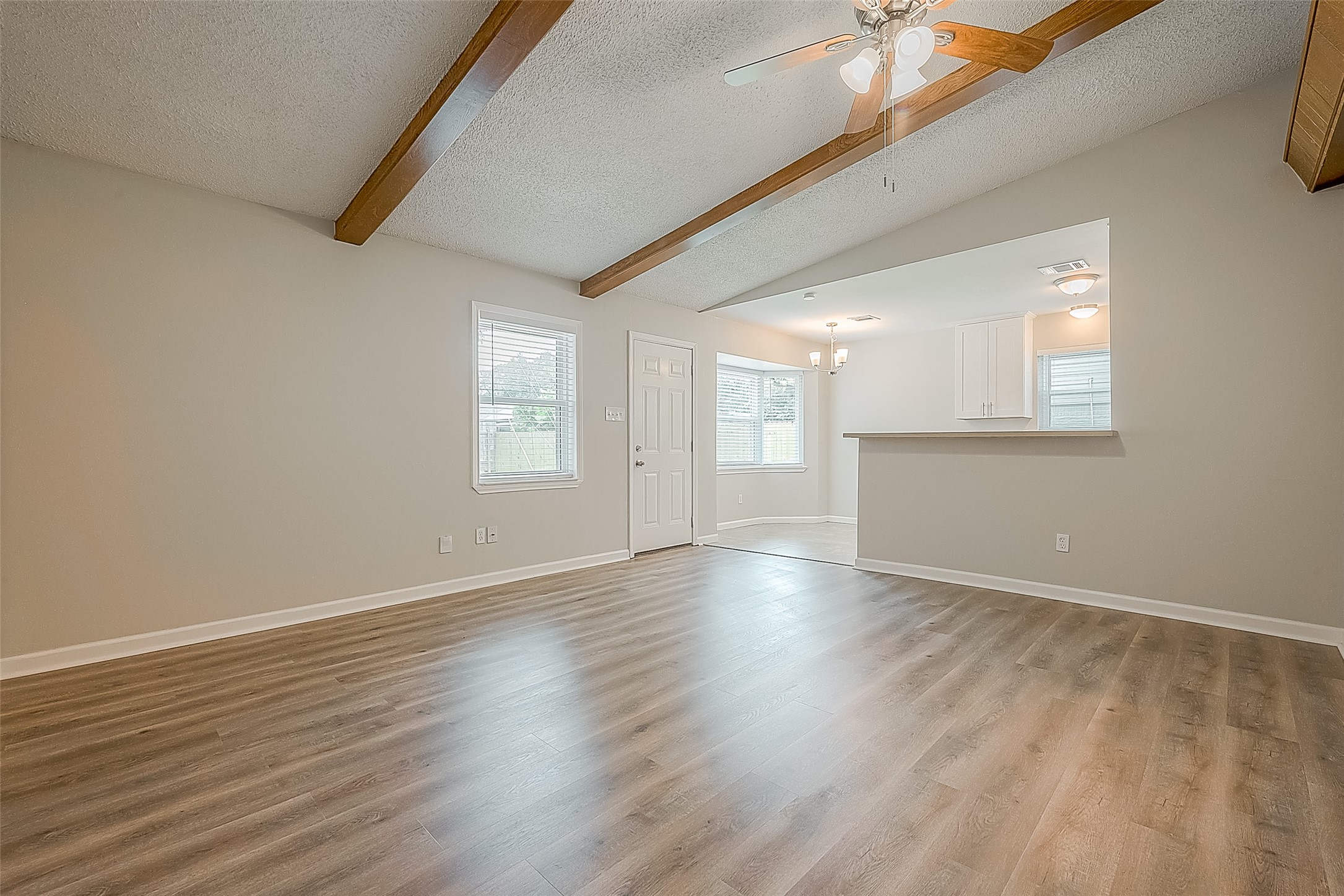10935 Gulfdale Drive Property Photo 17