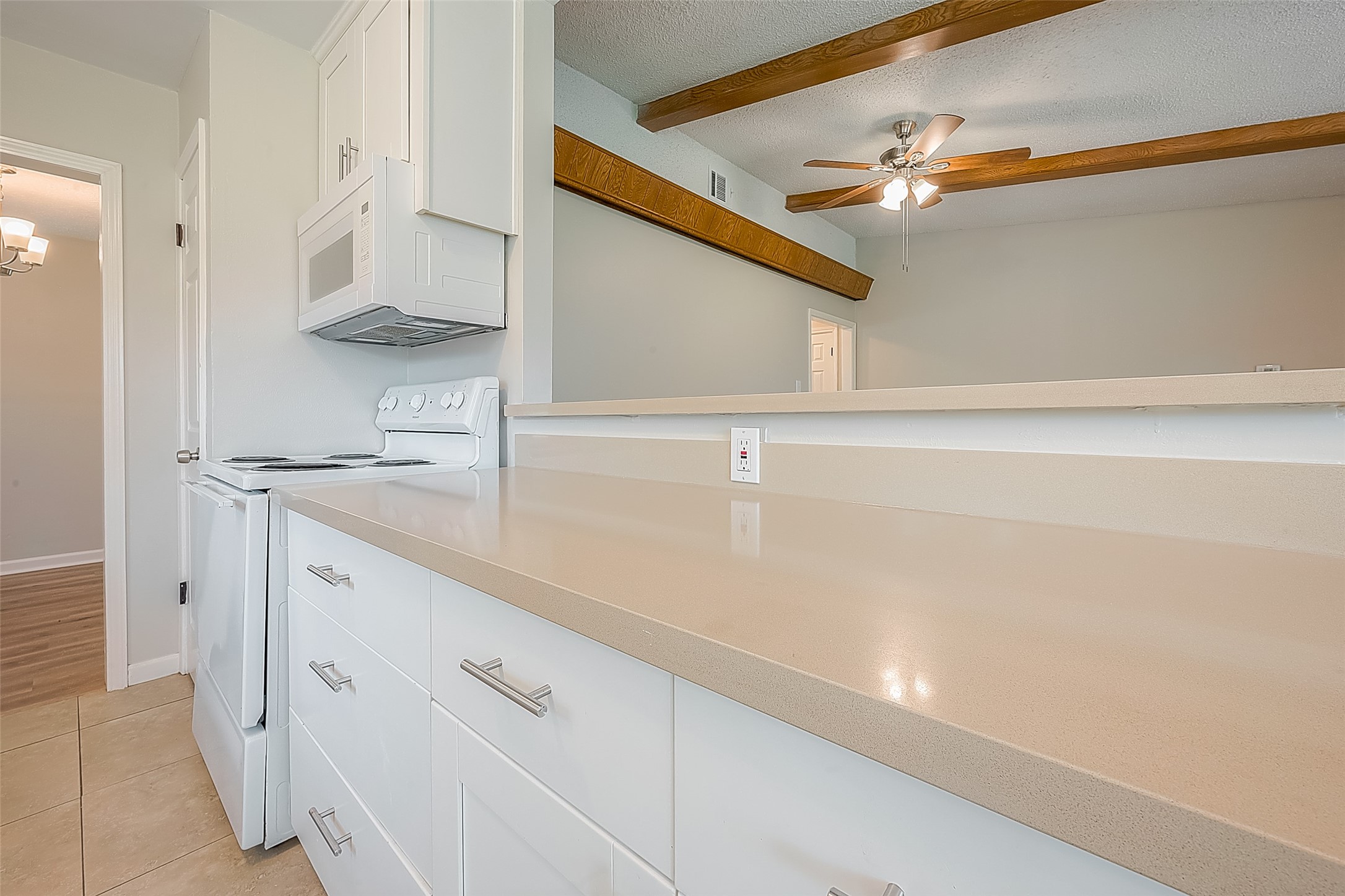 10935 Gulfdale Drive Property Photo 21