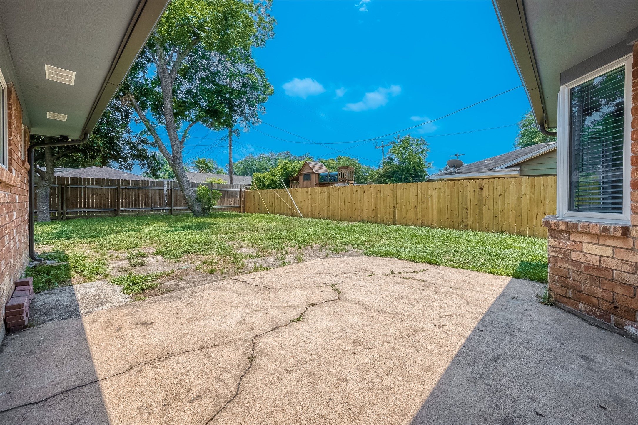 10935 Gulfdale Drive Property Photo 38