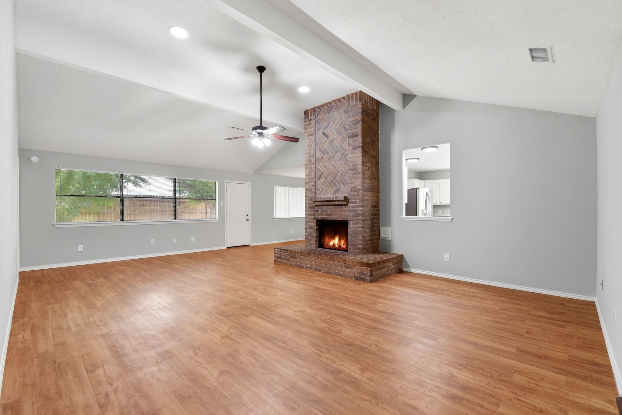 21330 Golden Dove Drive Property Photo 6