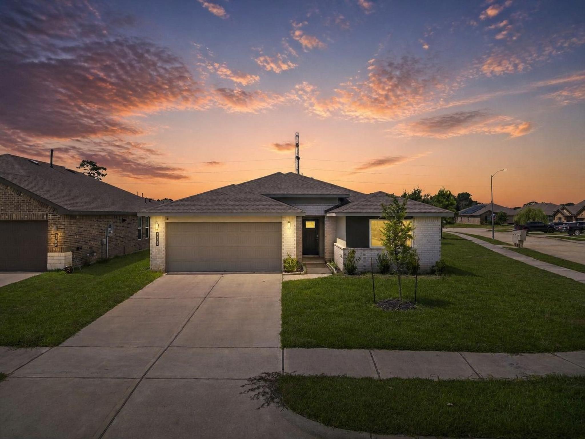 1702 Plantation Place Property Photo 1