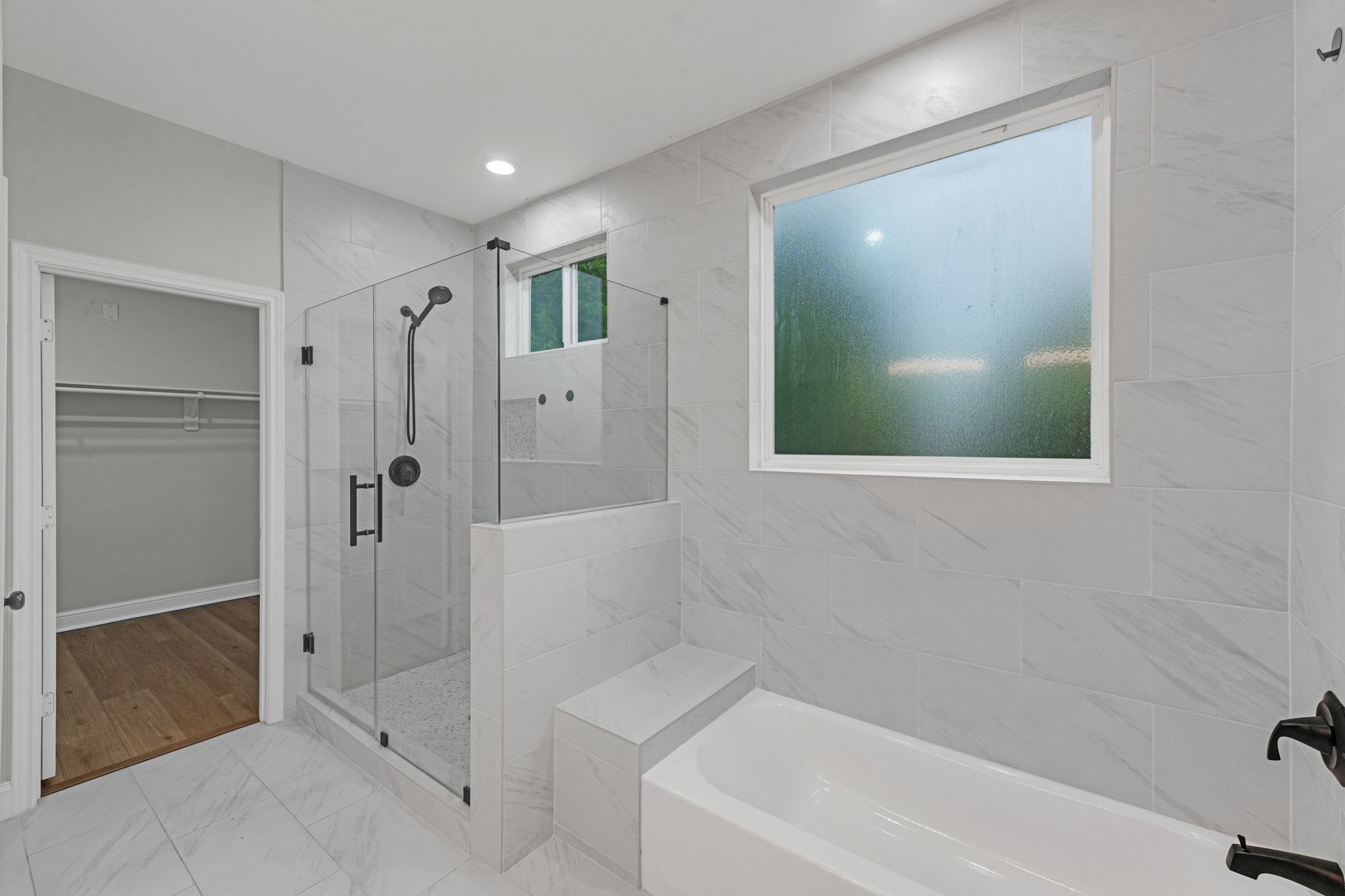 5020 Sayers Street B Property Photo 17