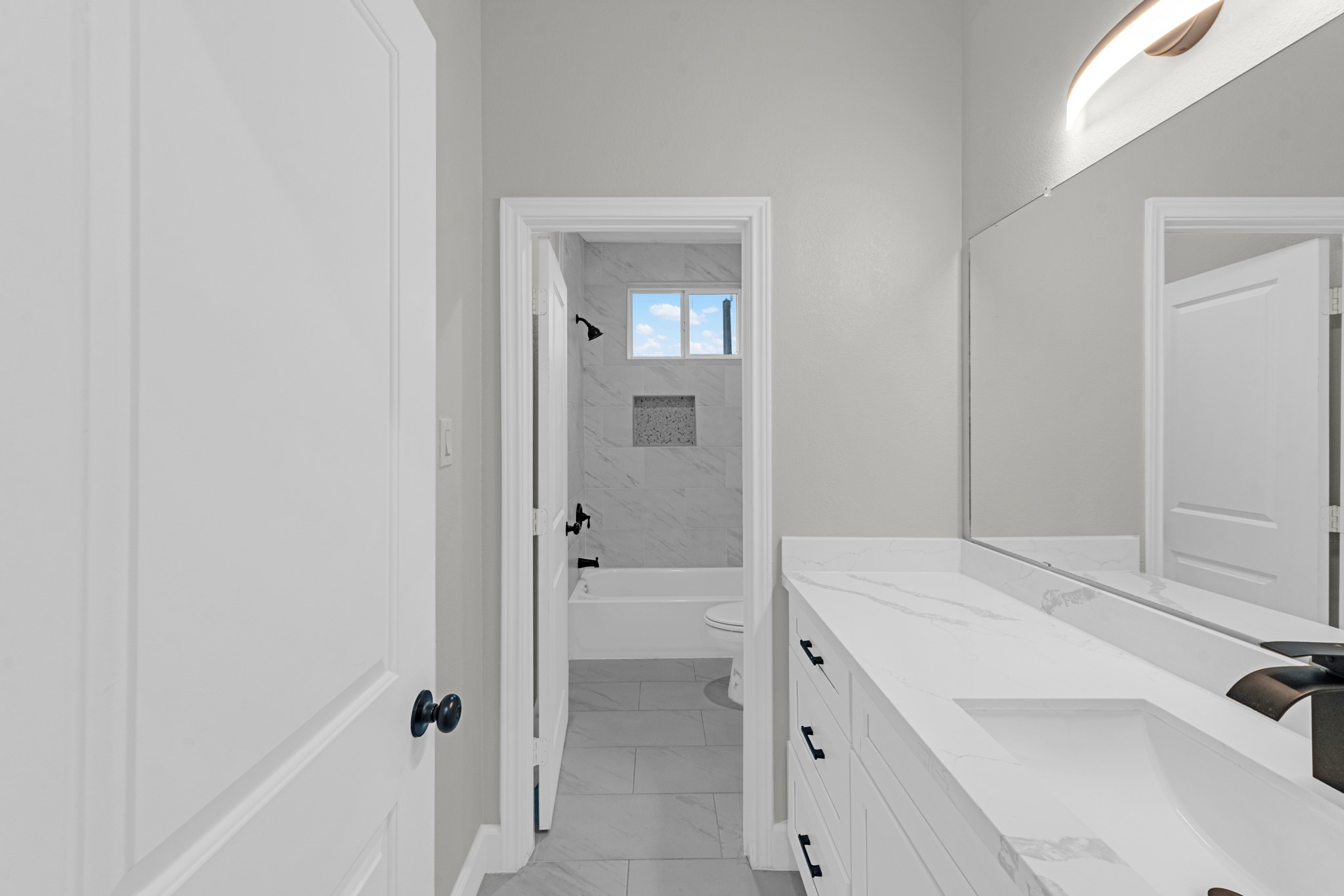 5020 Sayers Street B Property Photo 20