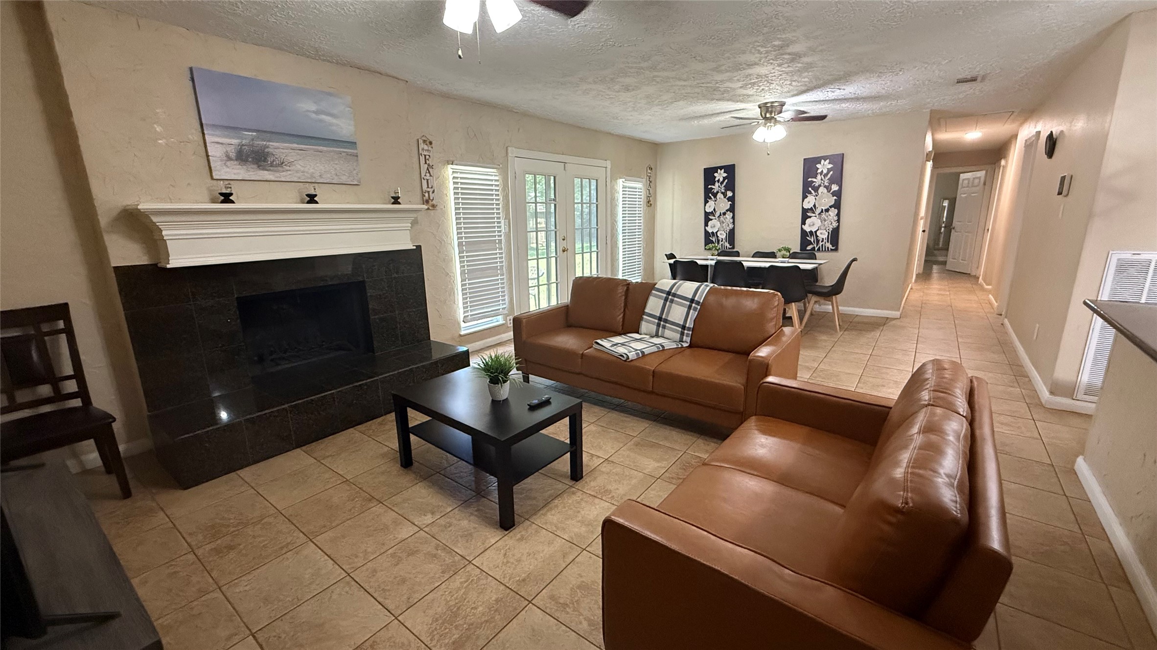 14102 Sylvia Drive Property Photo 4