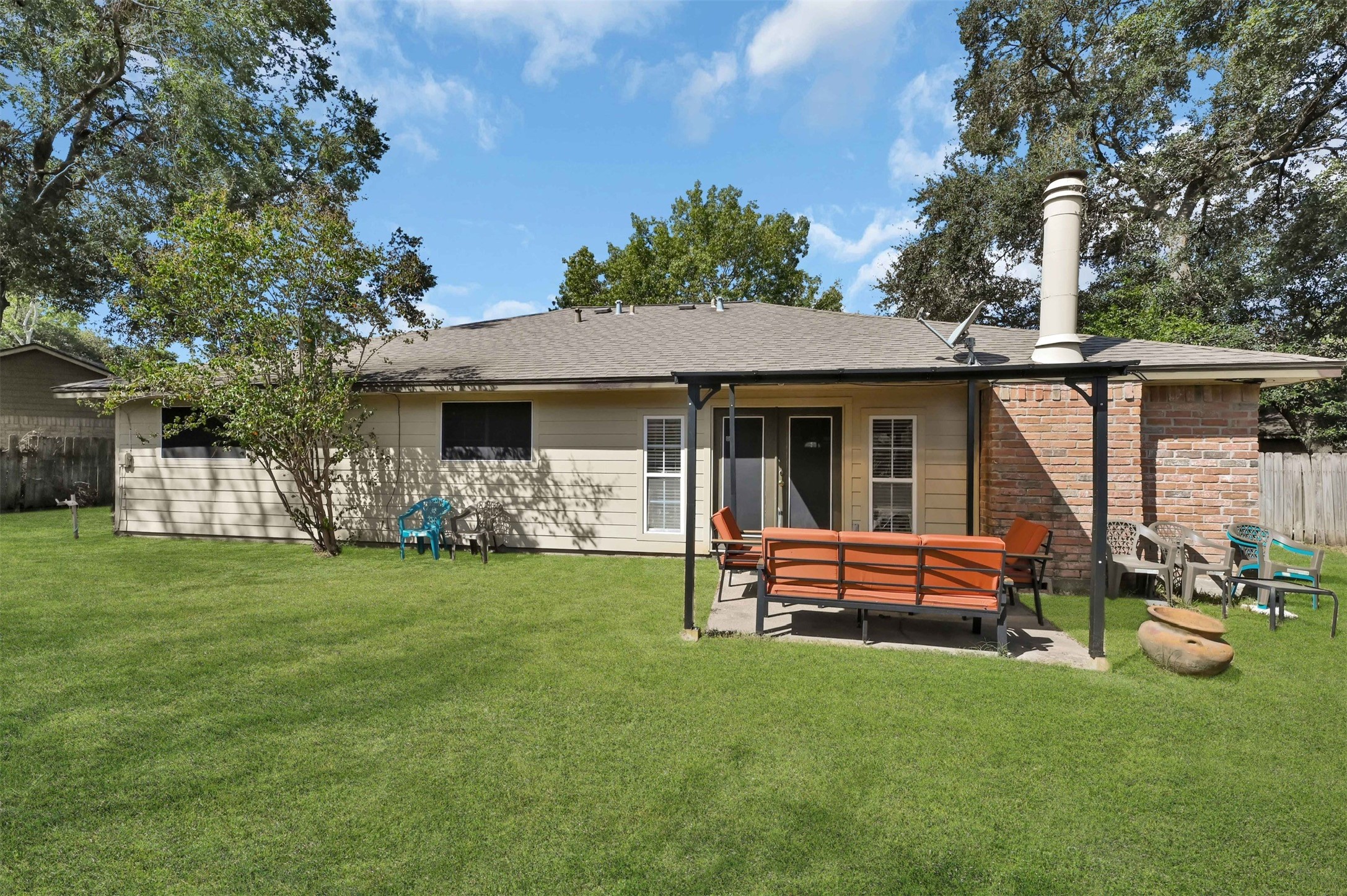 14102 Sylvia Drive Property Photo 7