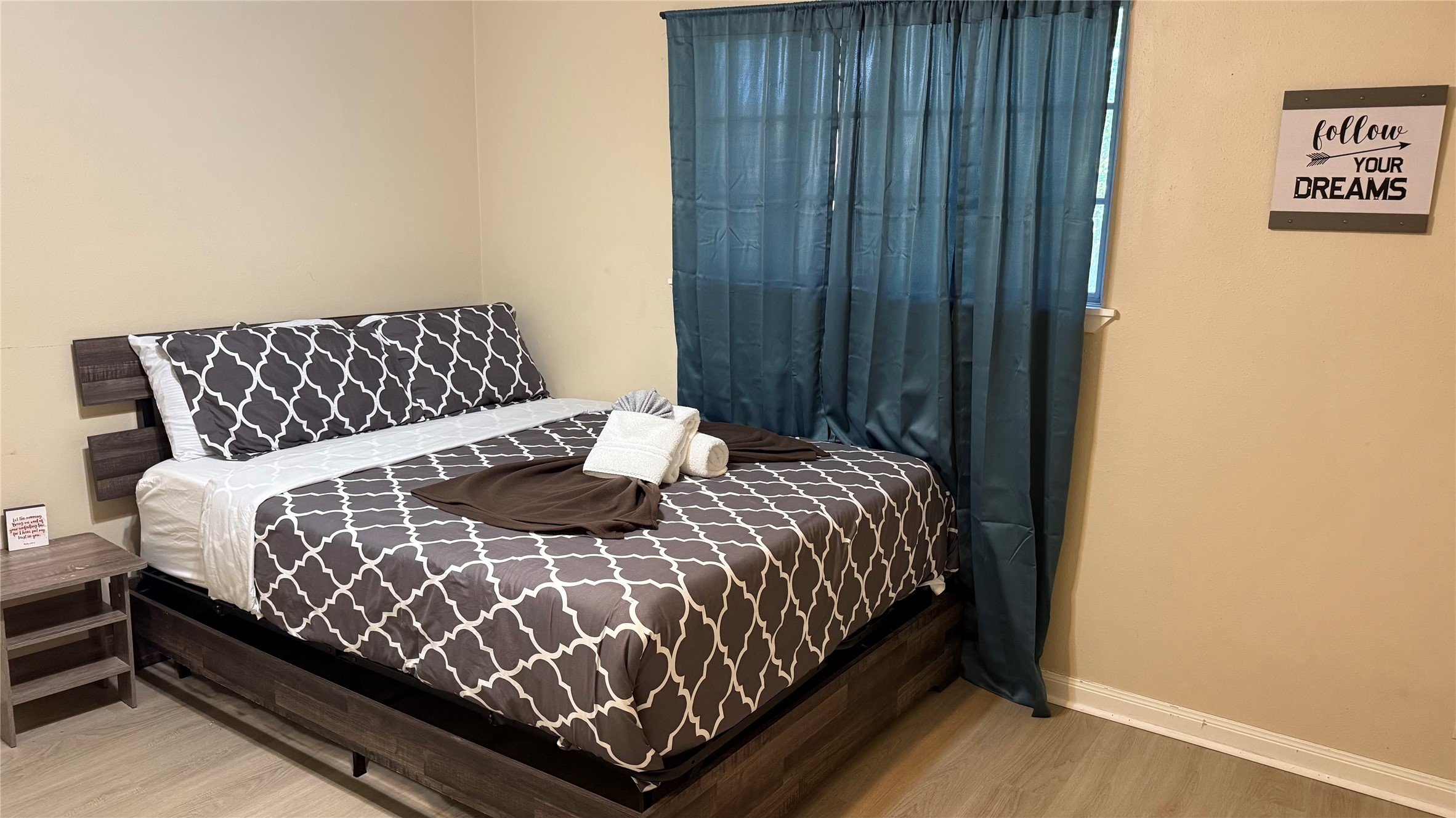 14102 Sylvia Drive Property Photo 10