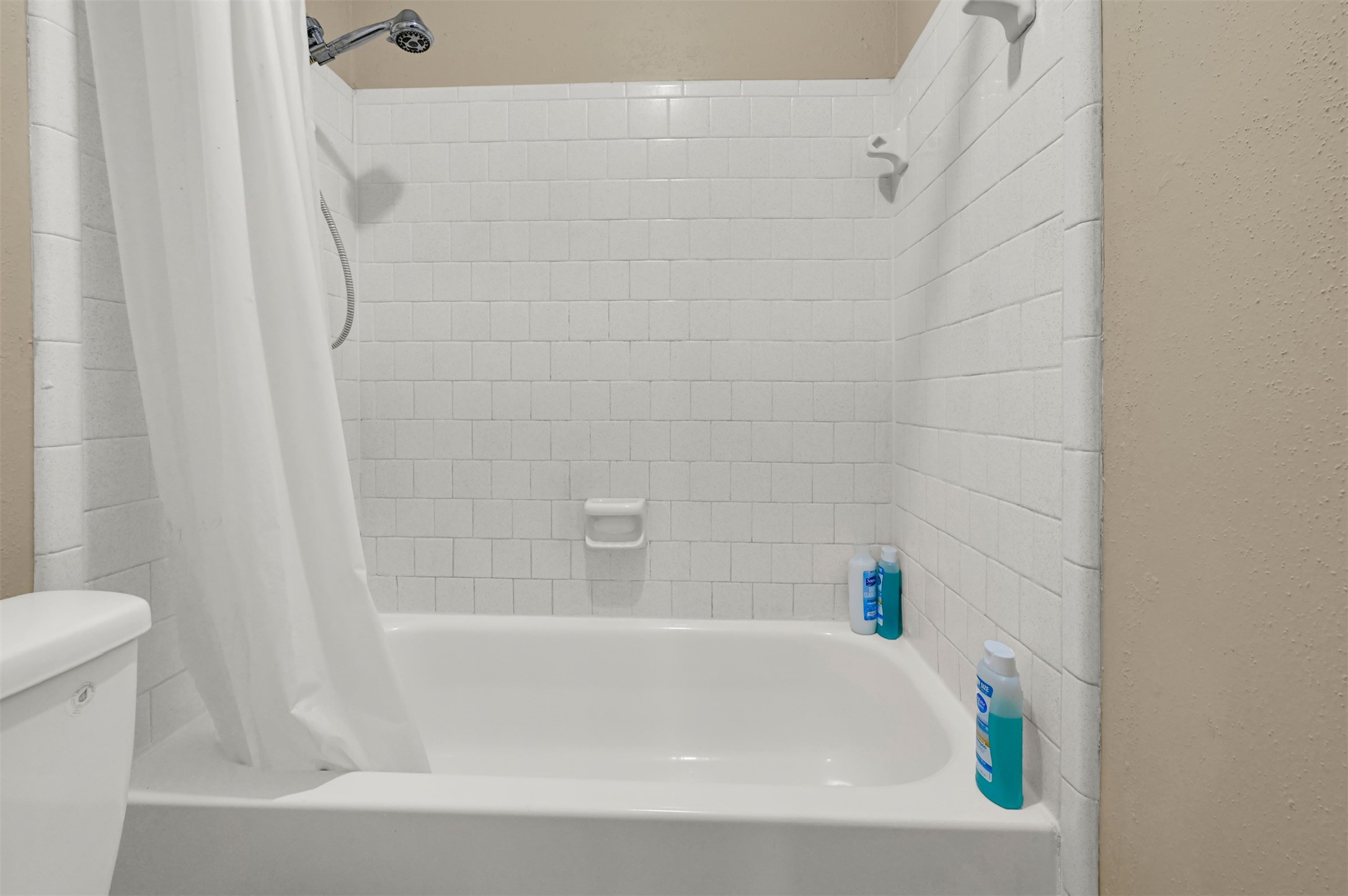 14102 Sylvia Drive Property Photo 20