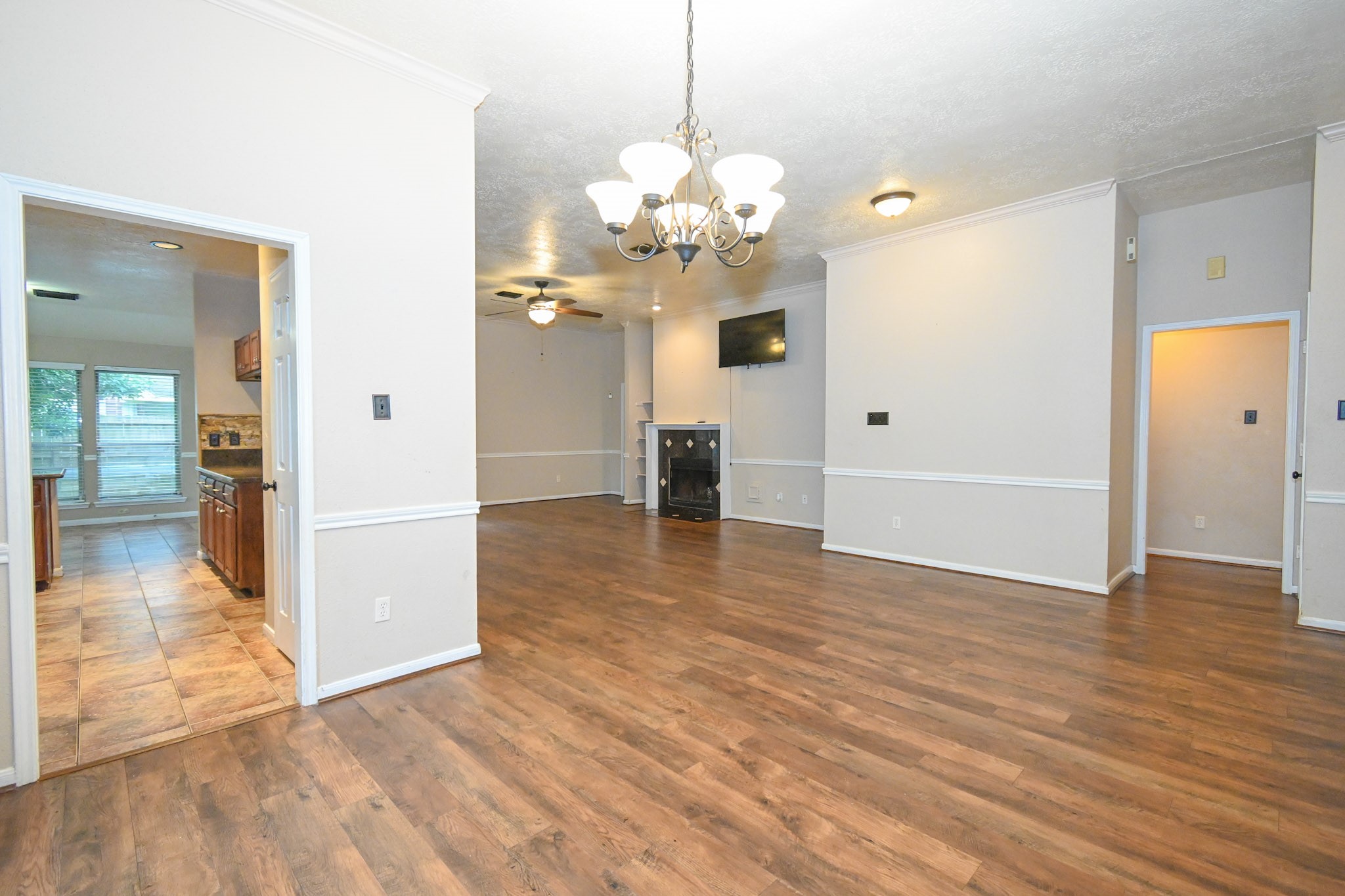 16302 Ash Point Lane Property Photo 6