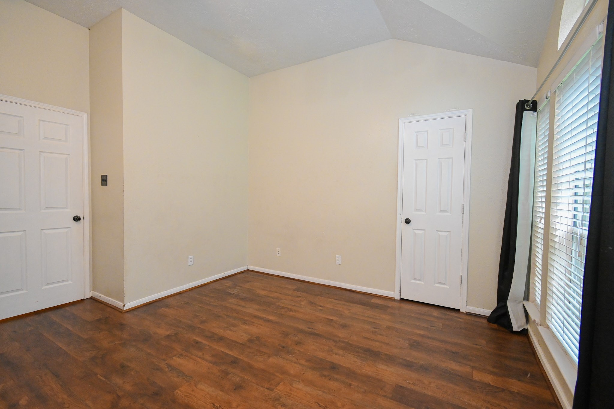 16302 Ash Point Lane Property Photo 25