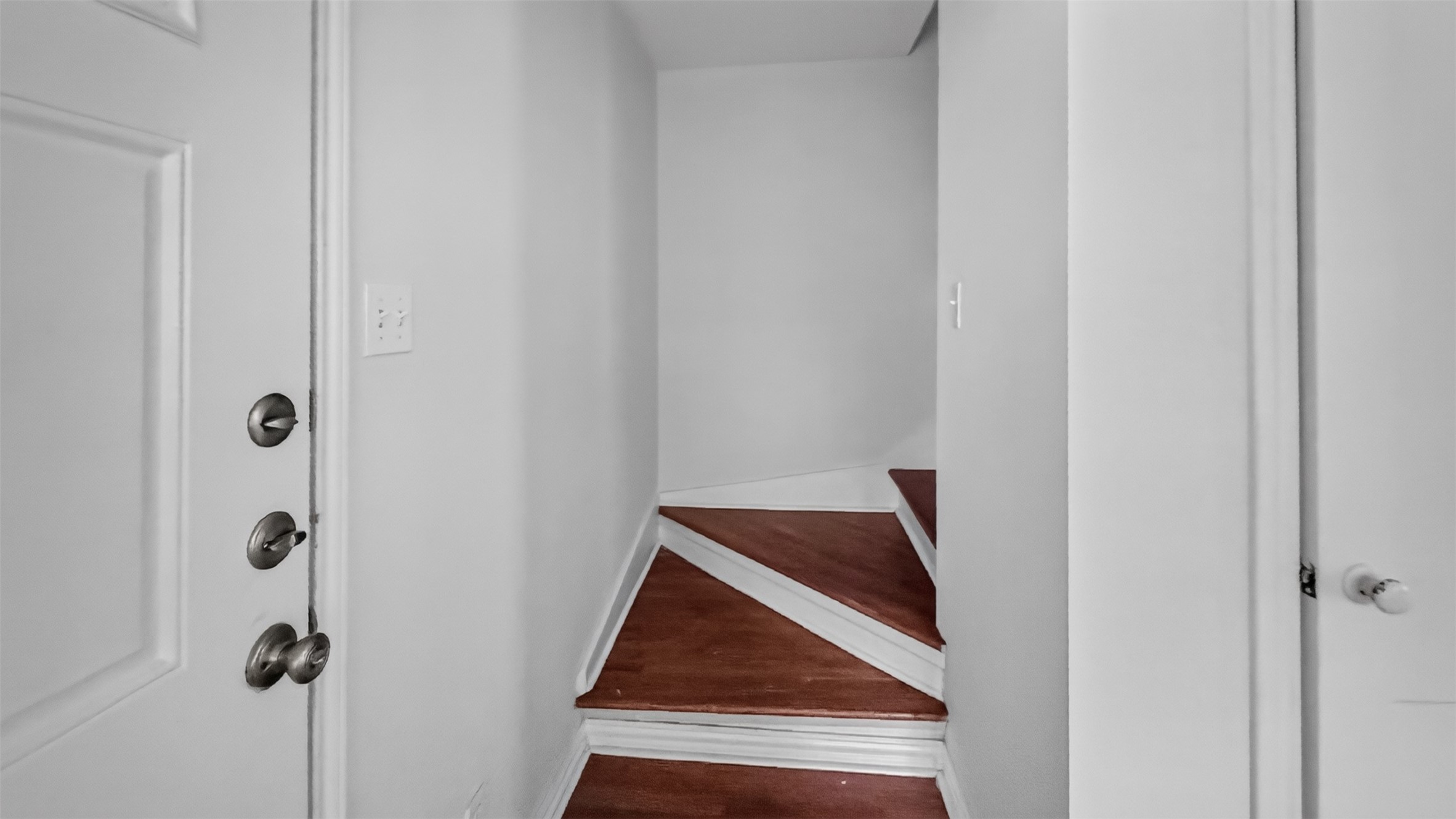 1118 Hunter Drive A Property Photo 12