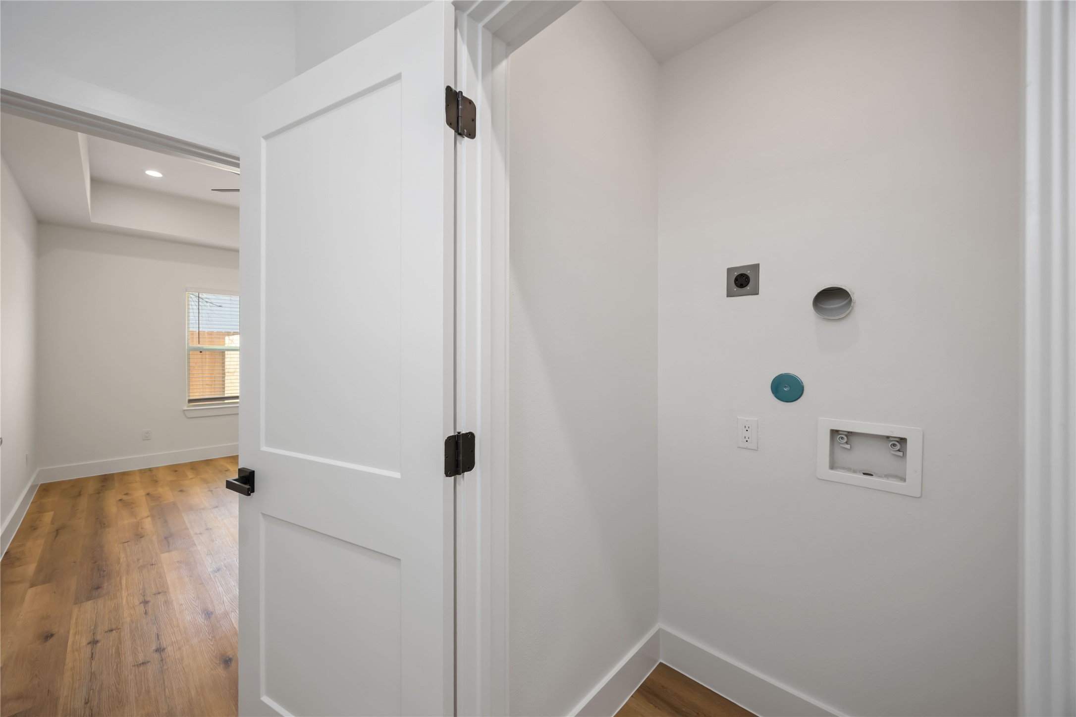 7713 Cora Street A-b Property Photo 8