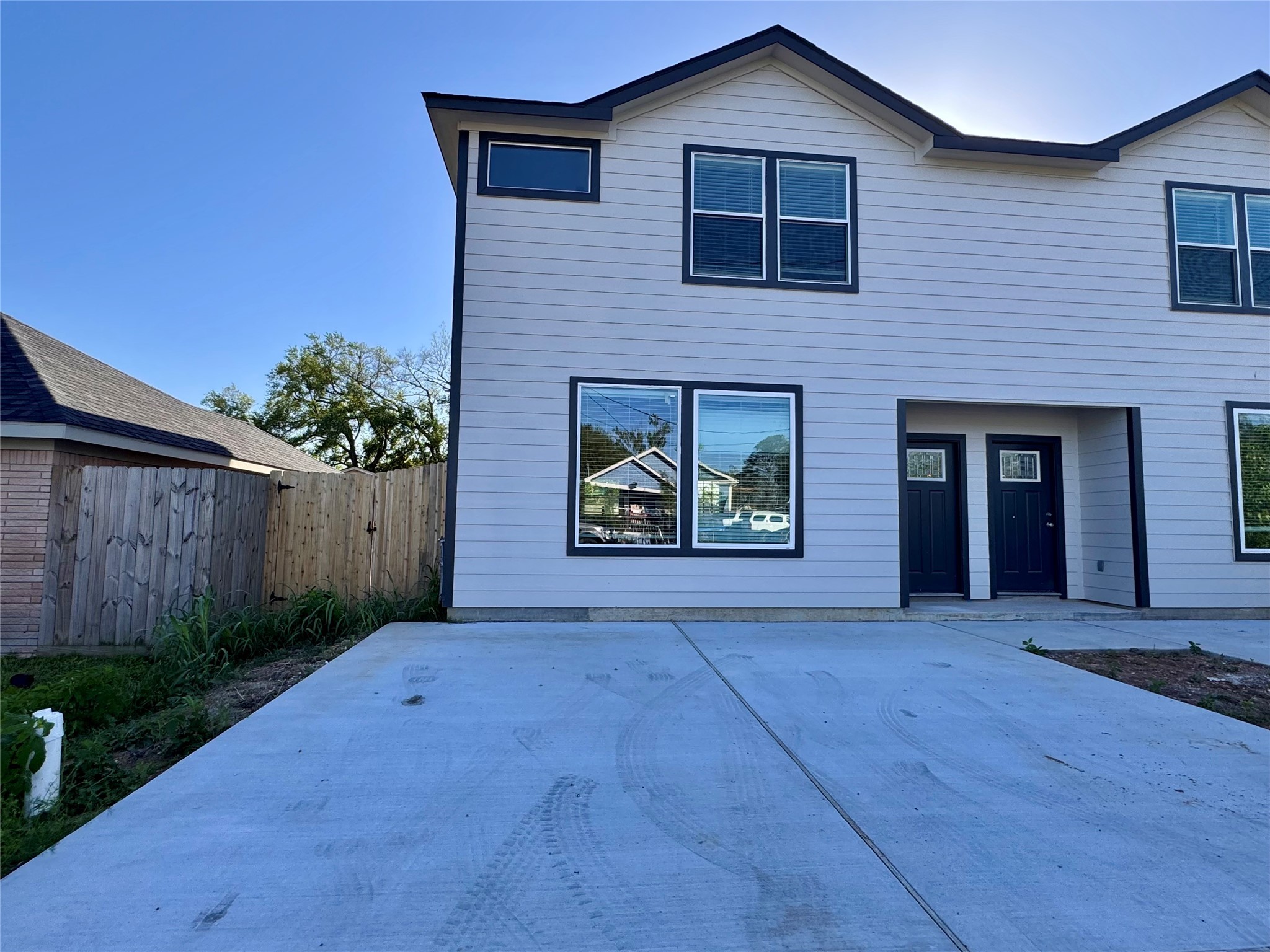 4106 A White Street Property Photo