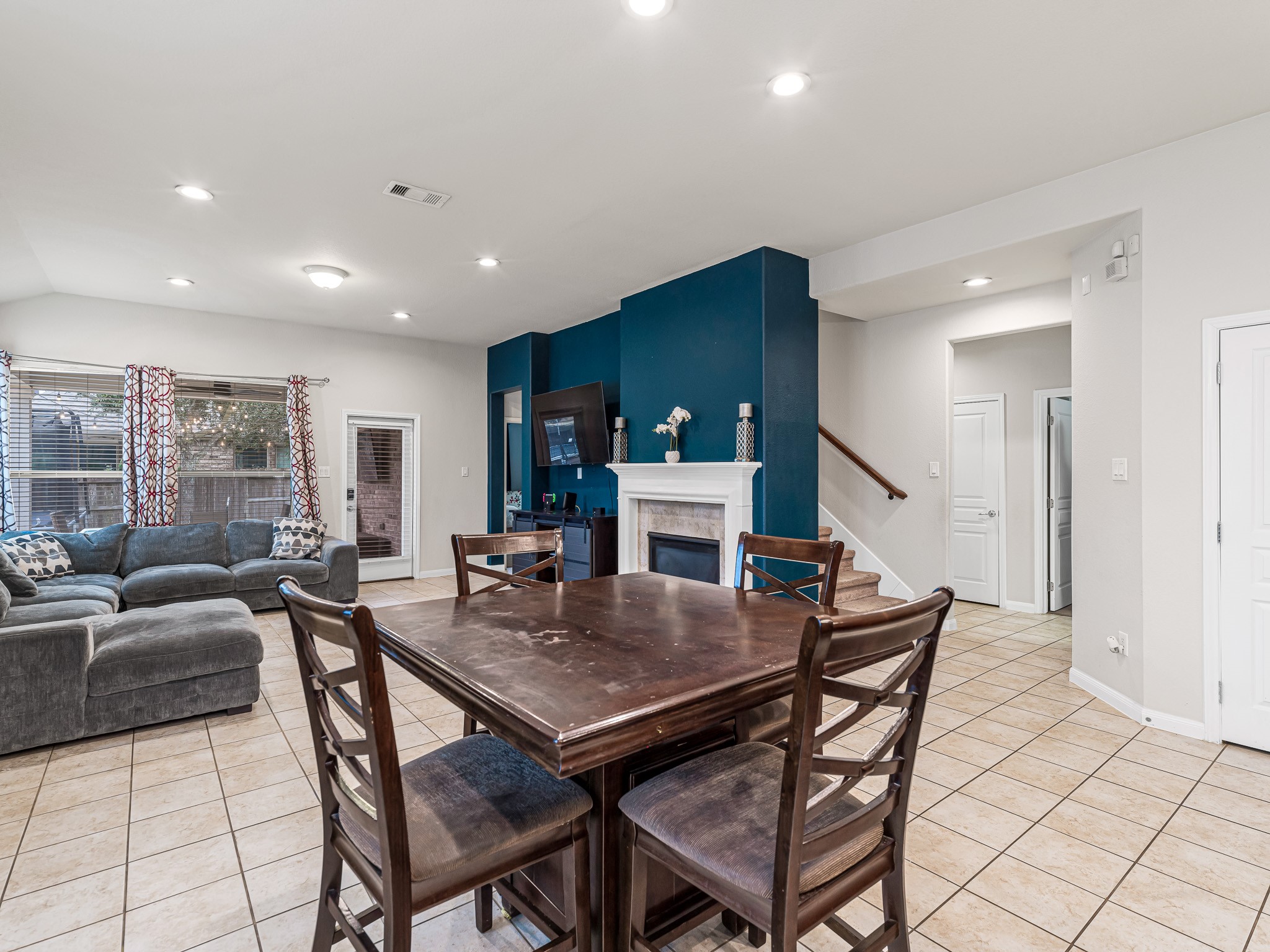 26334 Cedar Pine Drive Property Photo 14