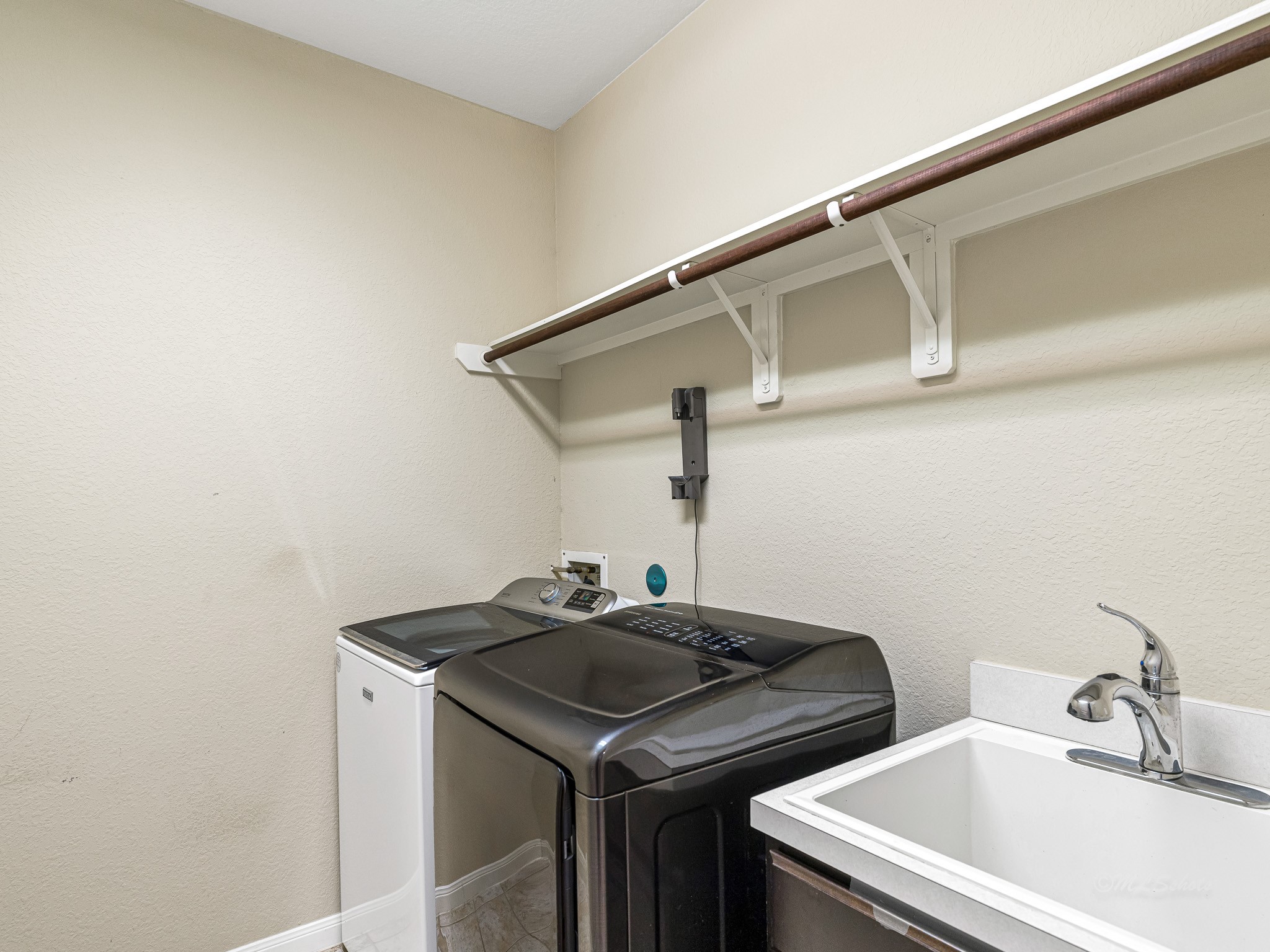 26334 Cedar Pine Drive Property Photo 26
