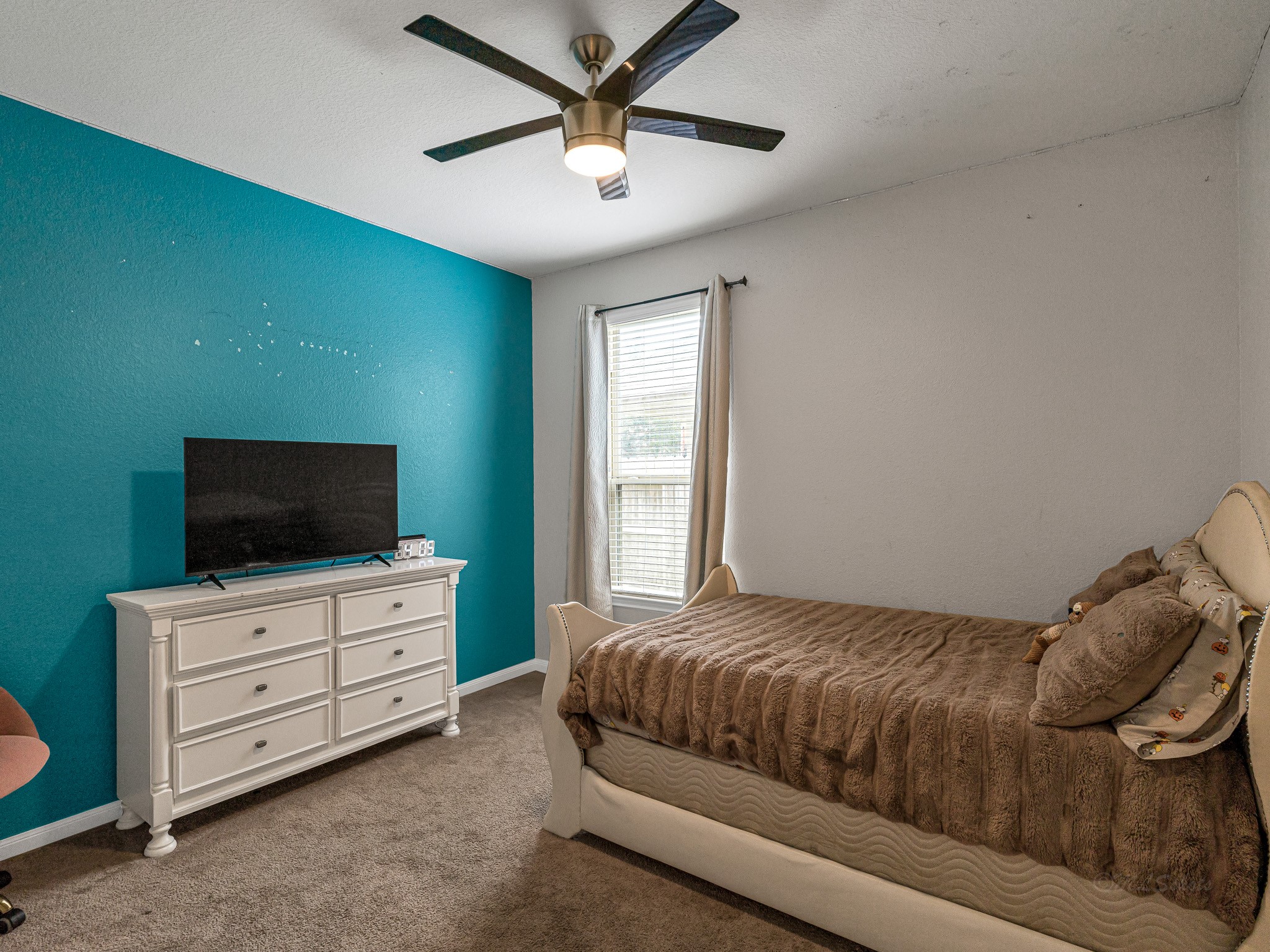 26334 Cedar Pine Drive Property Photo 28