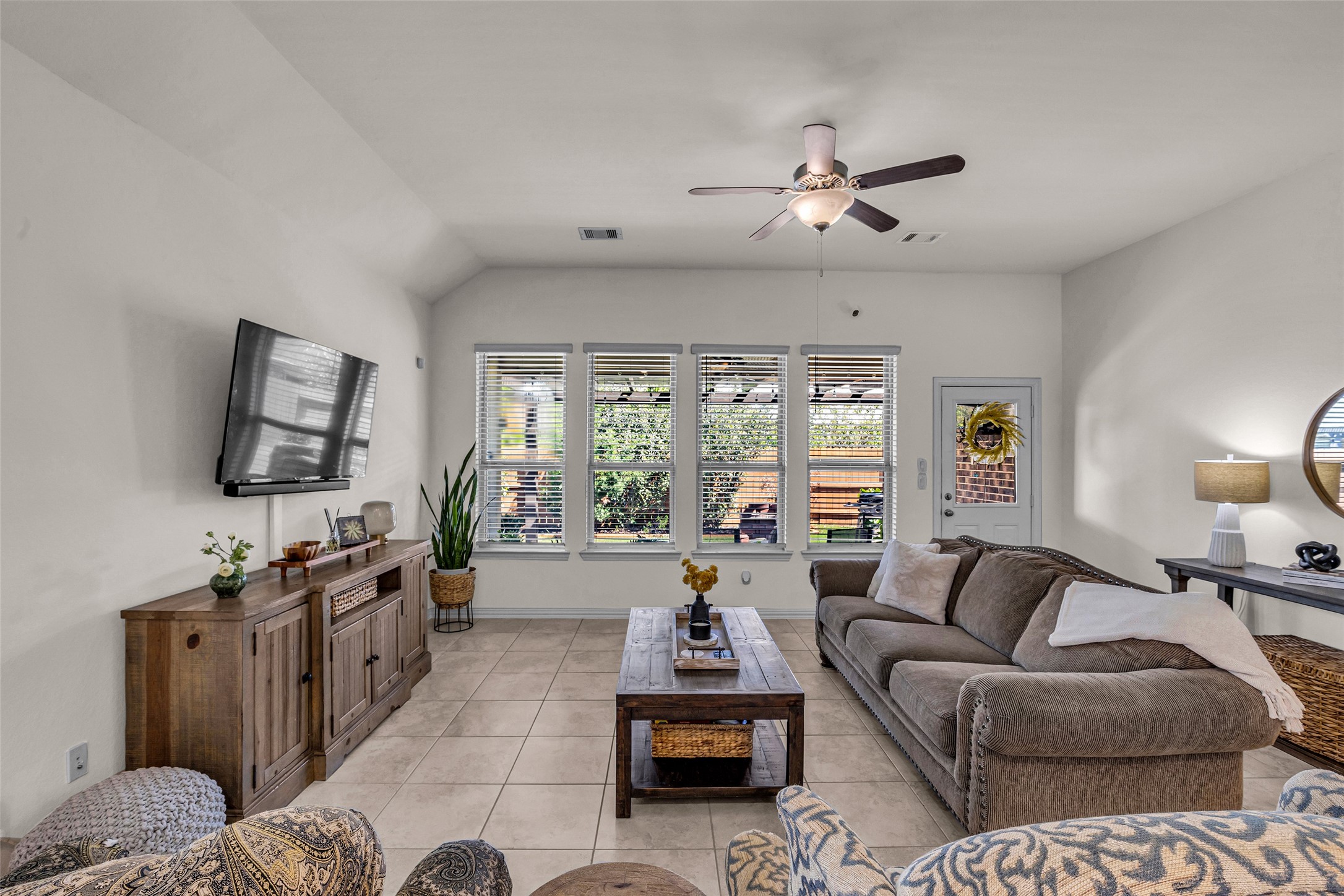 6806 Hartford Cliff Court Property Photo 12