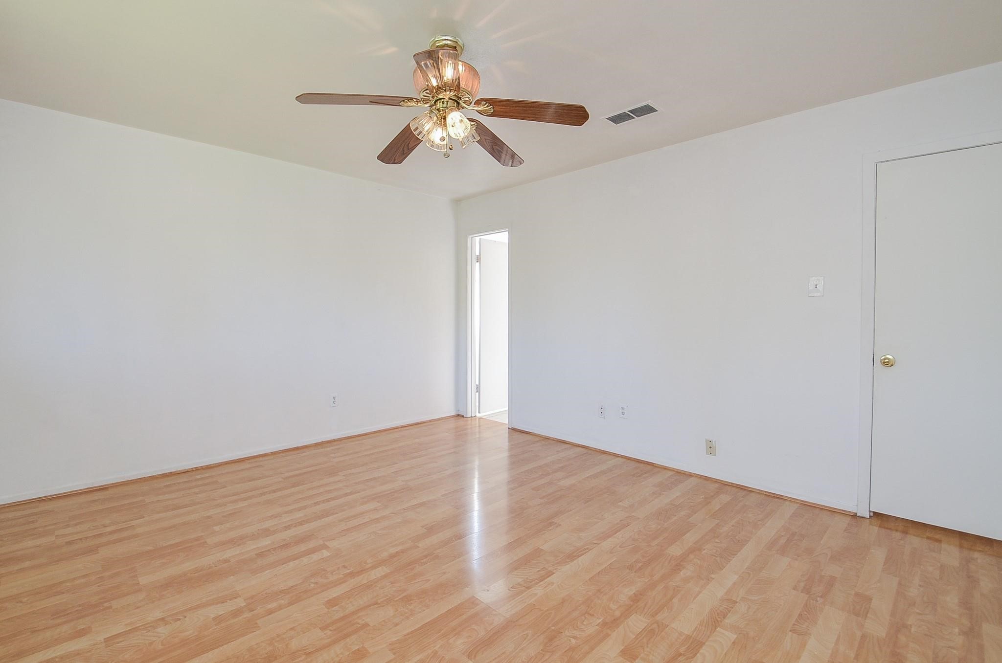 7327 Osage Street Property Photo 21