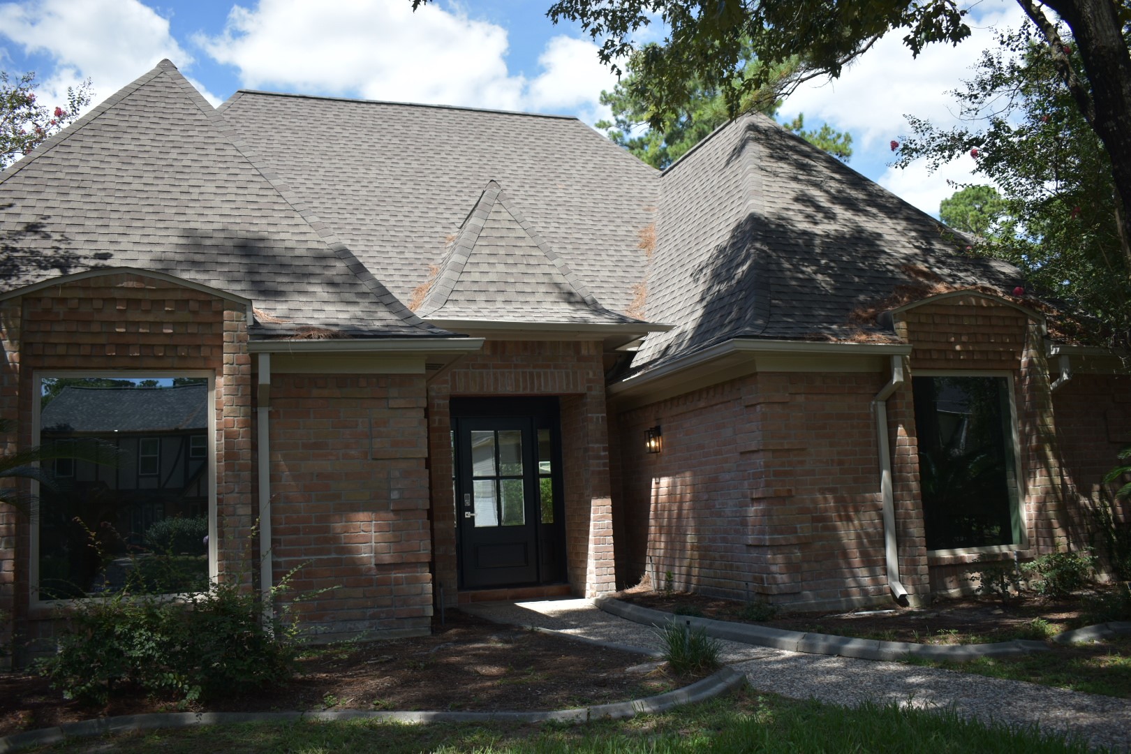 9402 Stockport Drive Property Photo 1