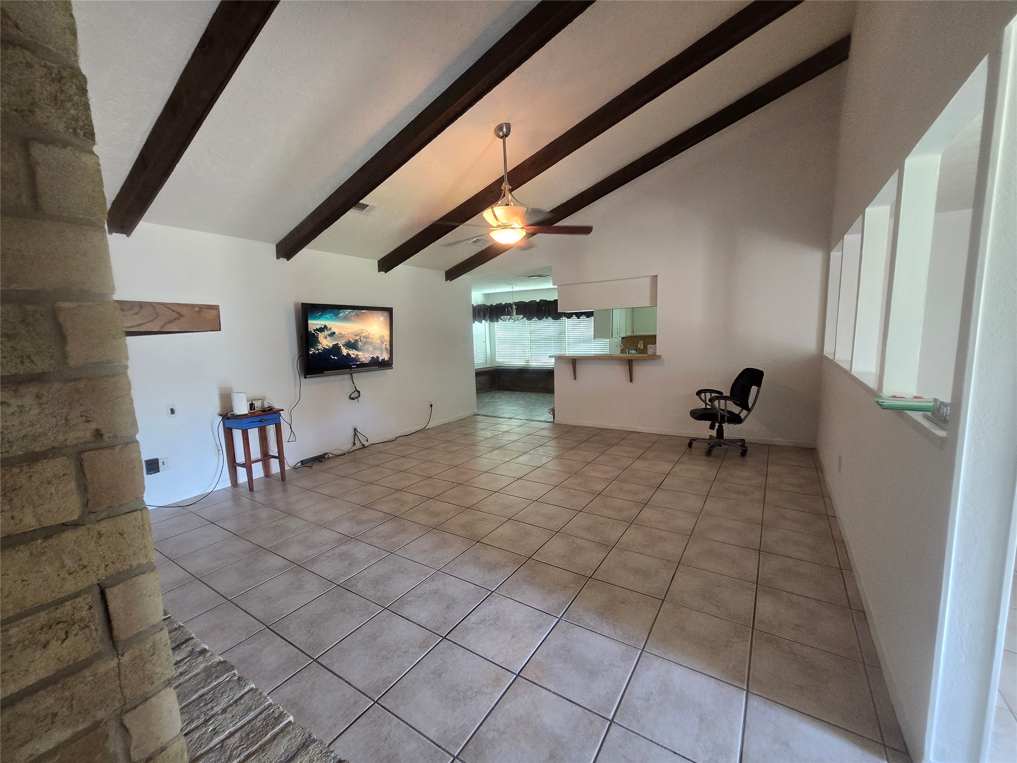 9802 Sagepike Drive Property Photo 7