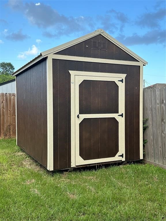 508 Birch Cluster Court Property Photo 14