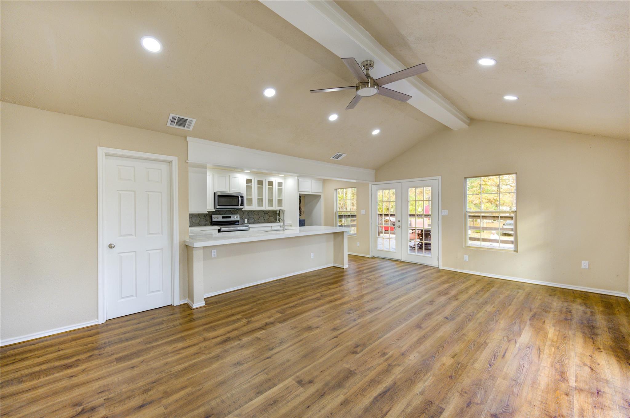 235 Michelle Lane Property Photo 5
