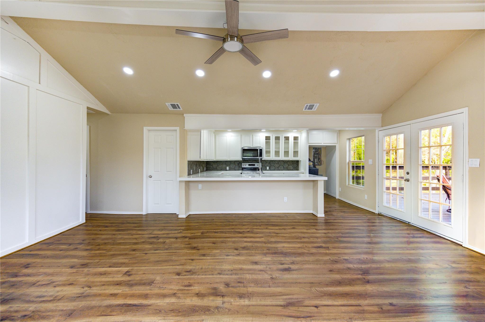 235 Michelle Lane Property Photo 8