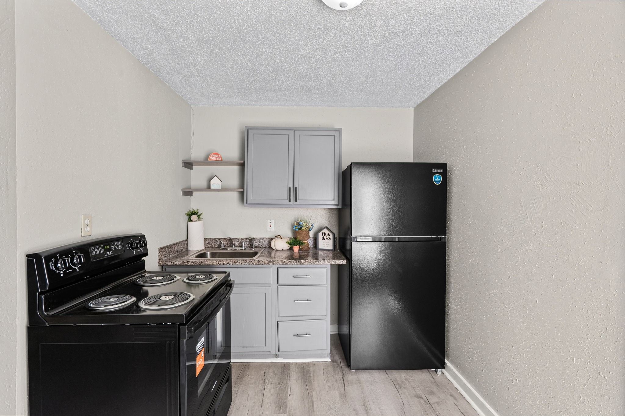 3116 Avenue L 8 Property Photo 1