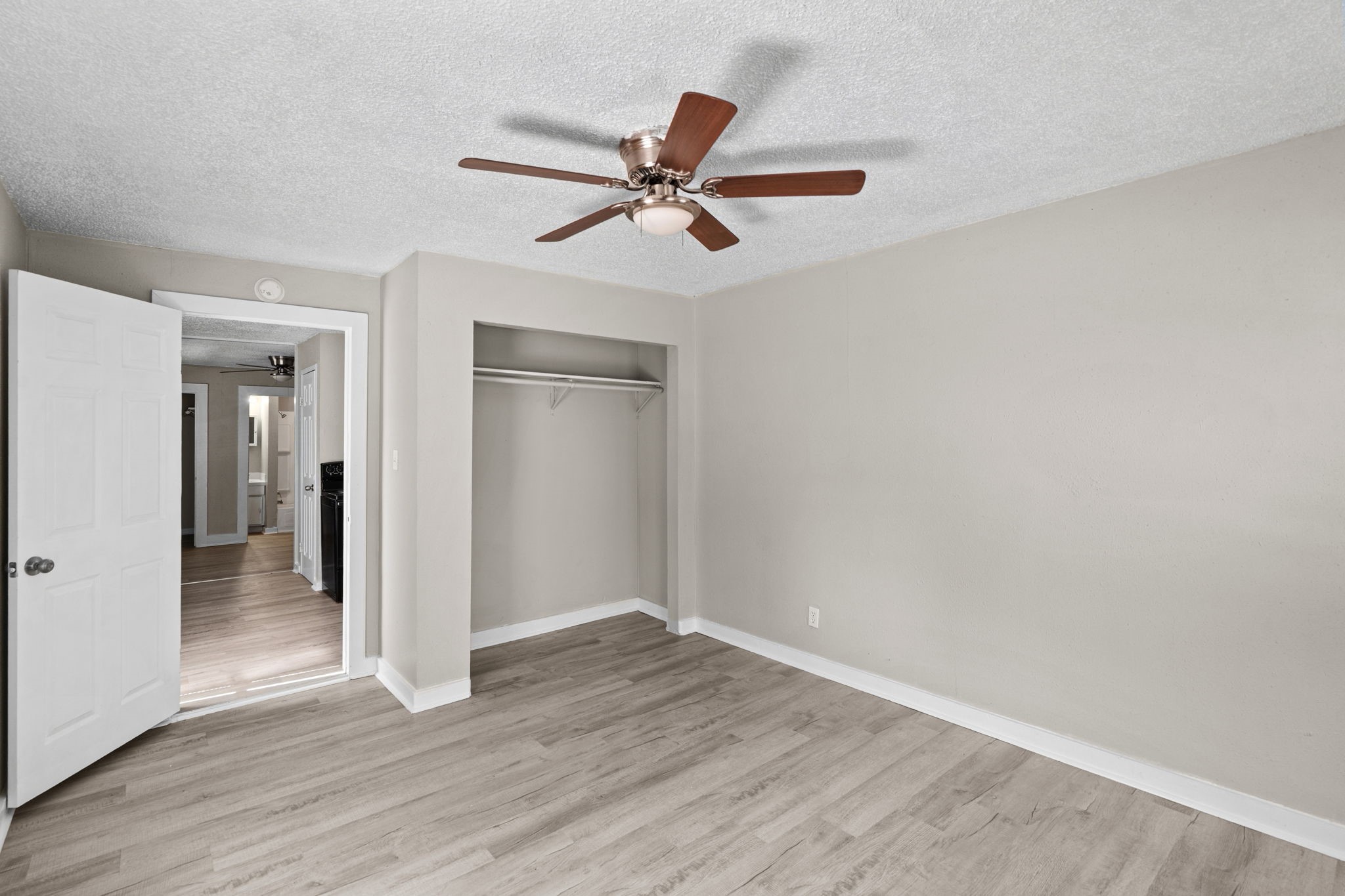 3116 Avenue L 8 Property Photo 5