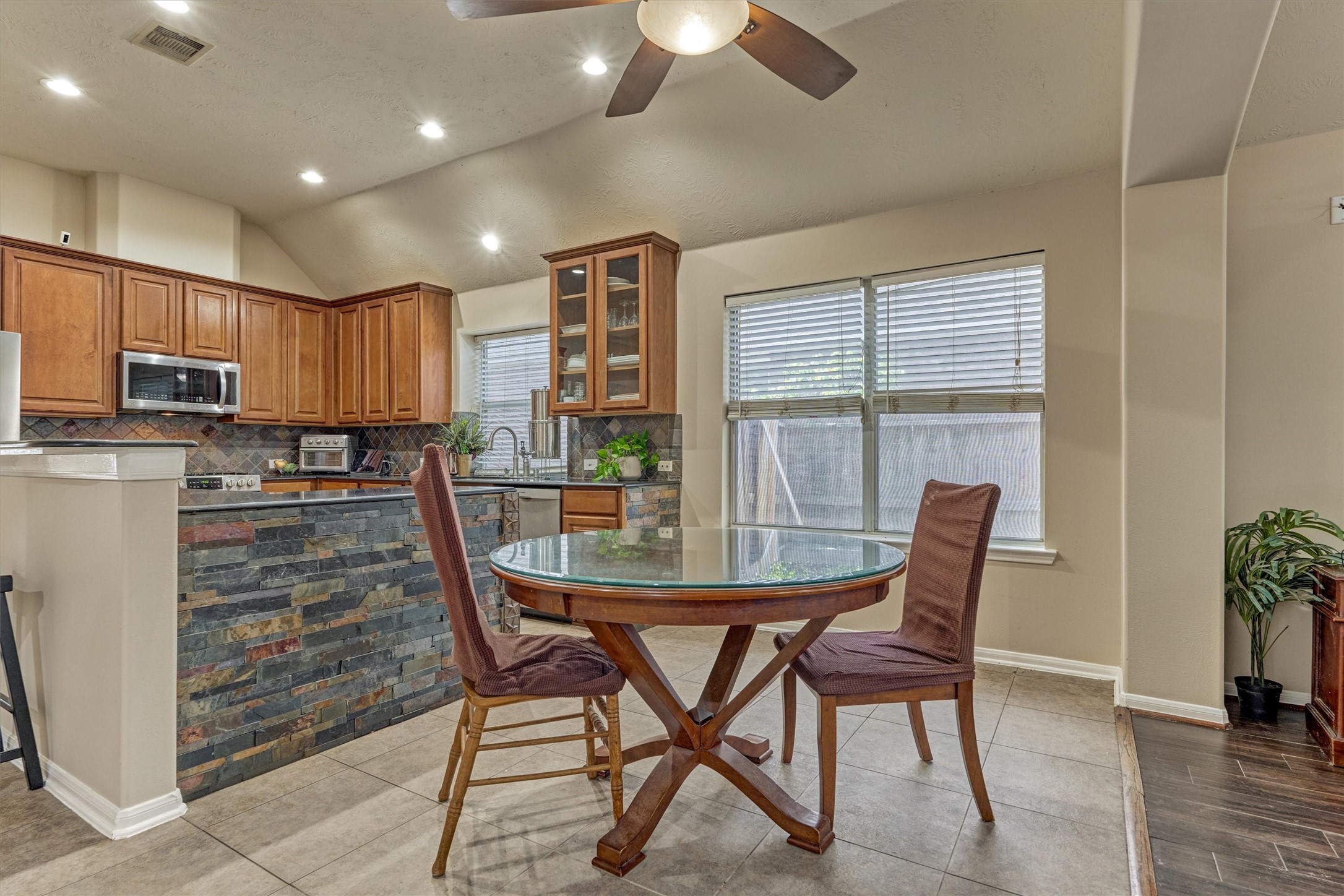 30311 Legacy Pines Drive Property Photo 12