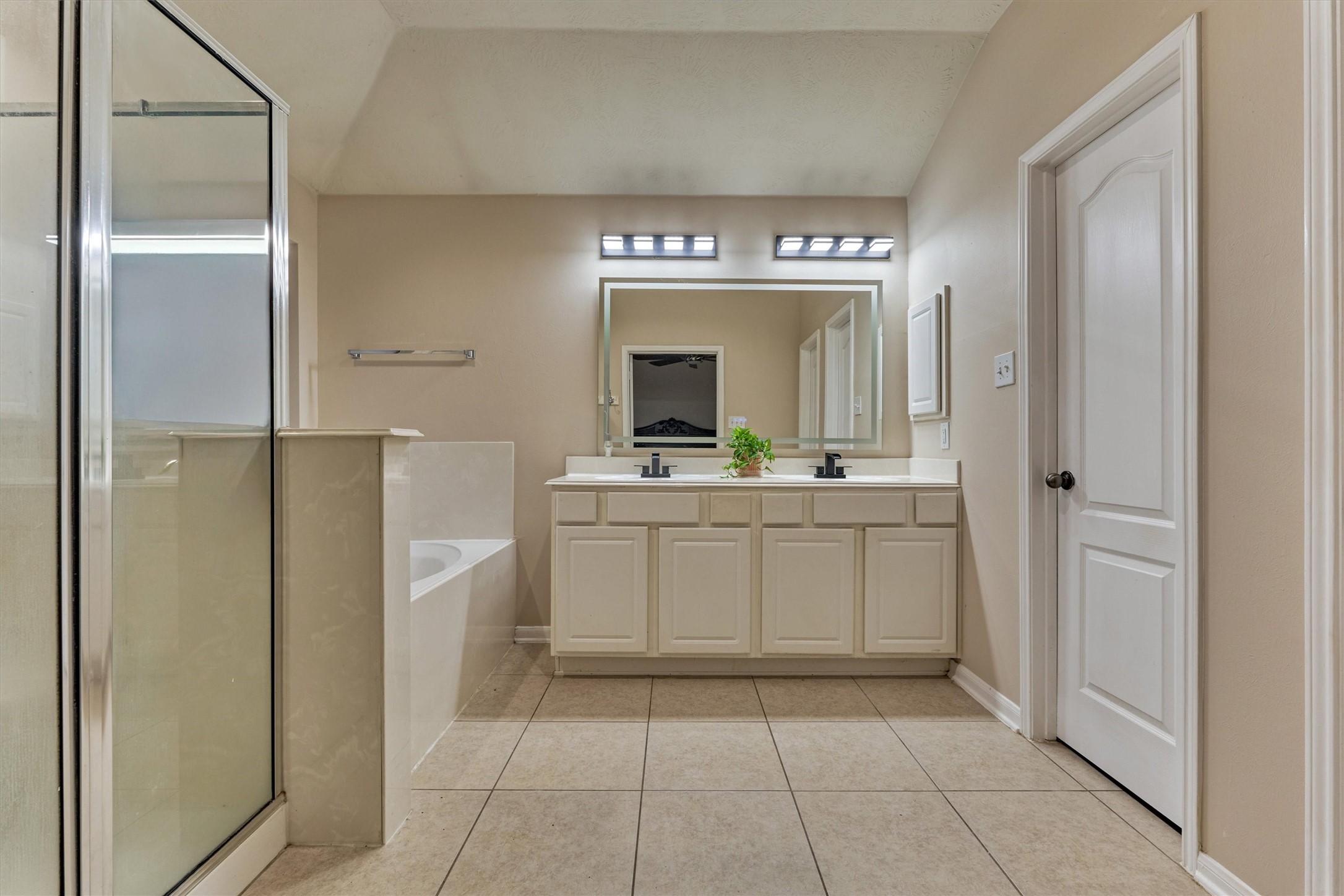 30311 Legacy Pines Drive Property Photo 23