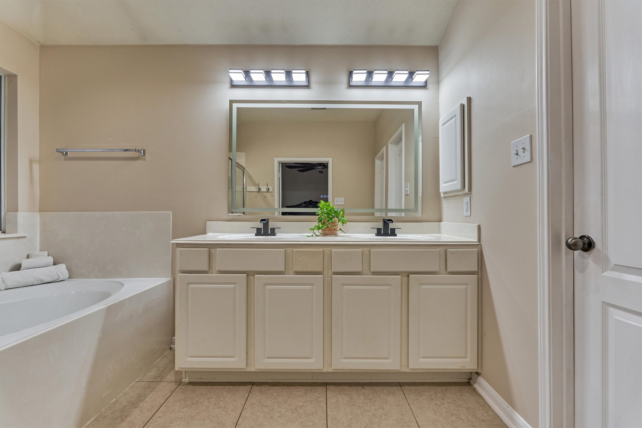 30311 Legacy Pines Drive Property Photo 24