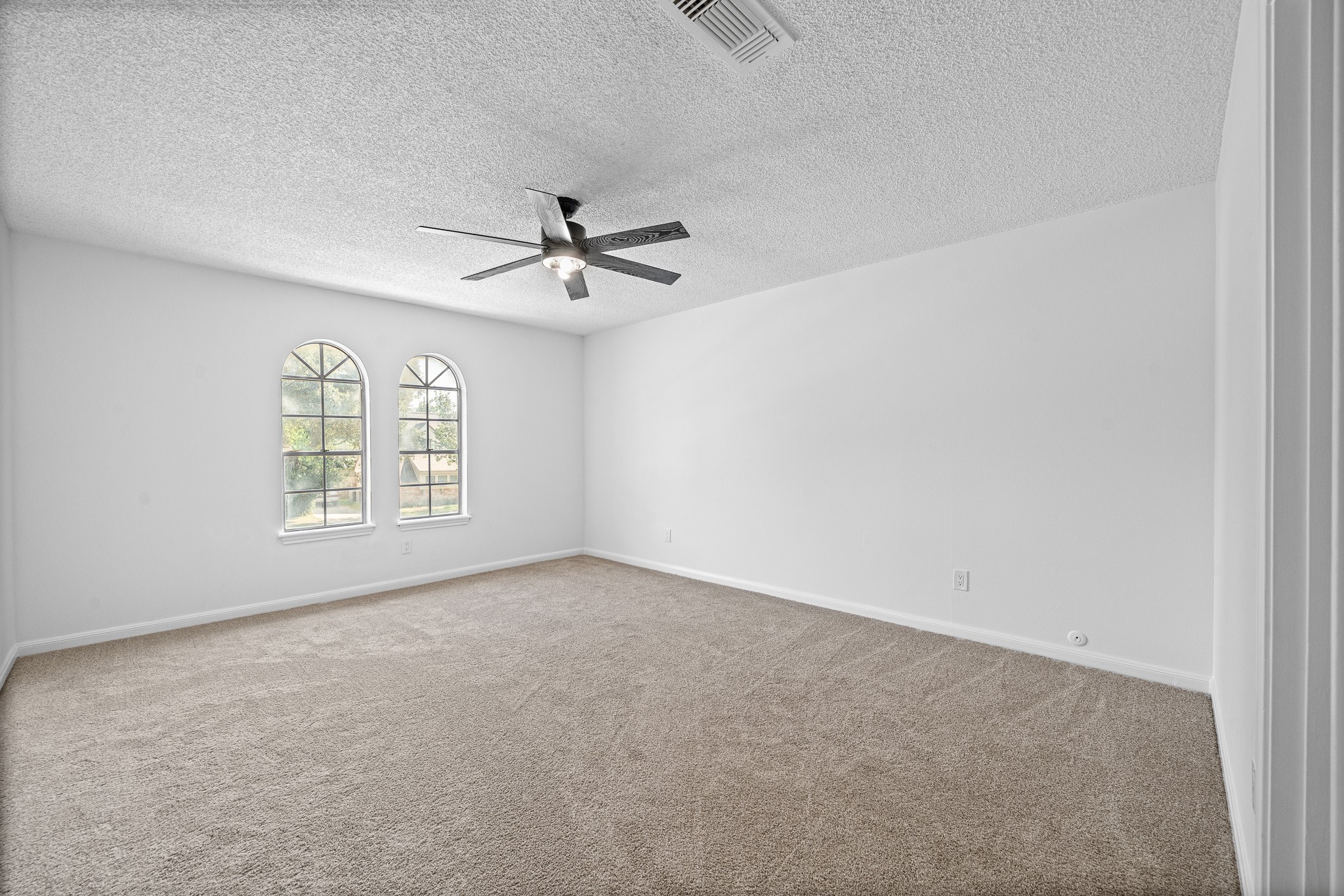 15802 Seattle Street Property Photo 22