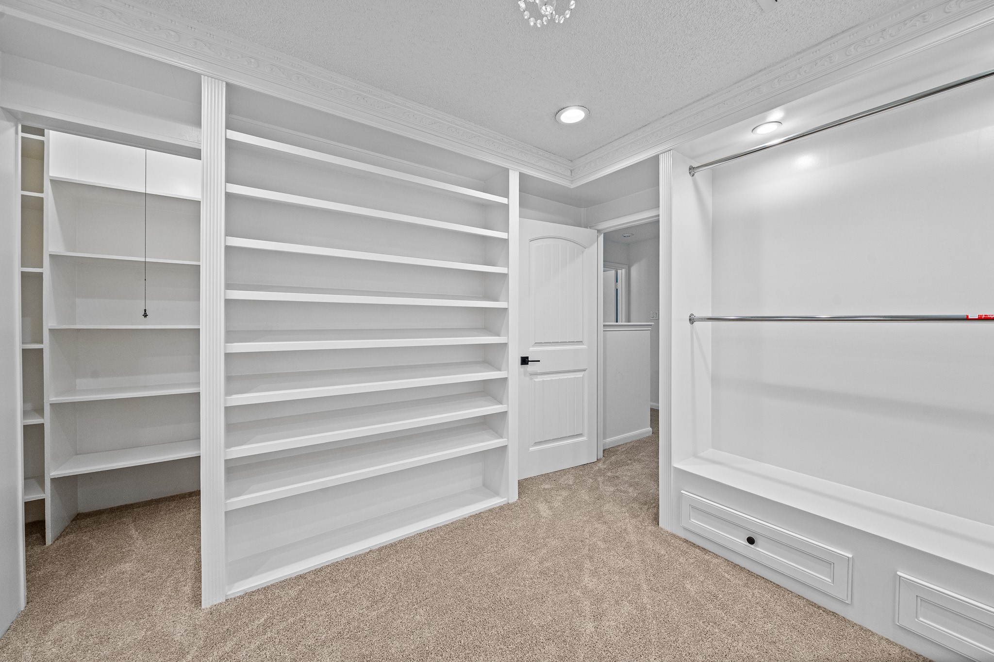 15802 Seattle Street Property Photo 30
