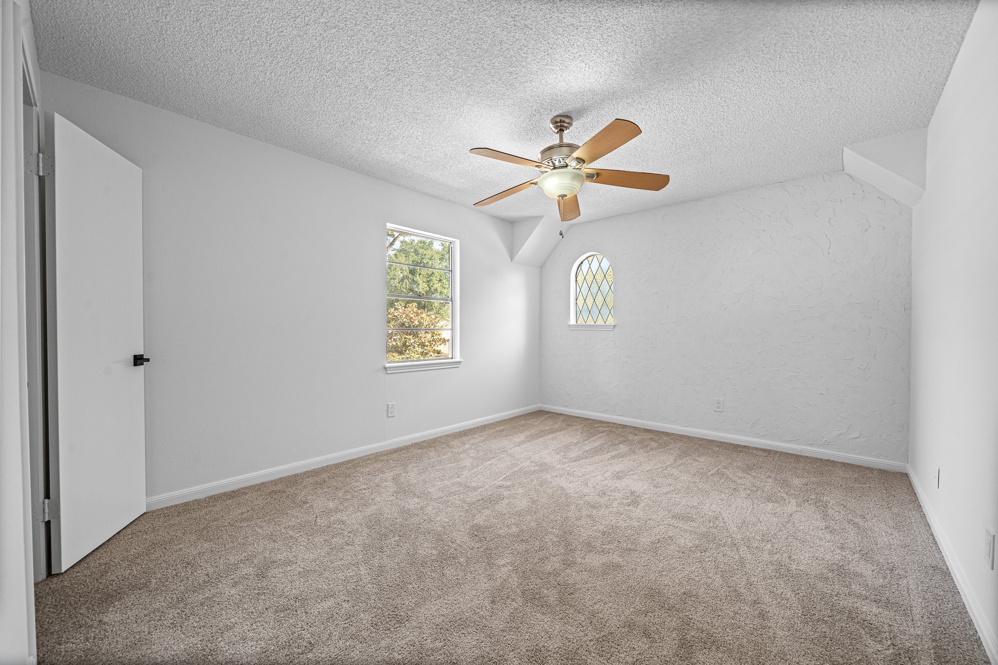 15802 Seattle Street Property Photo 32