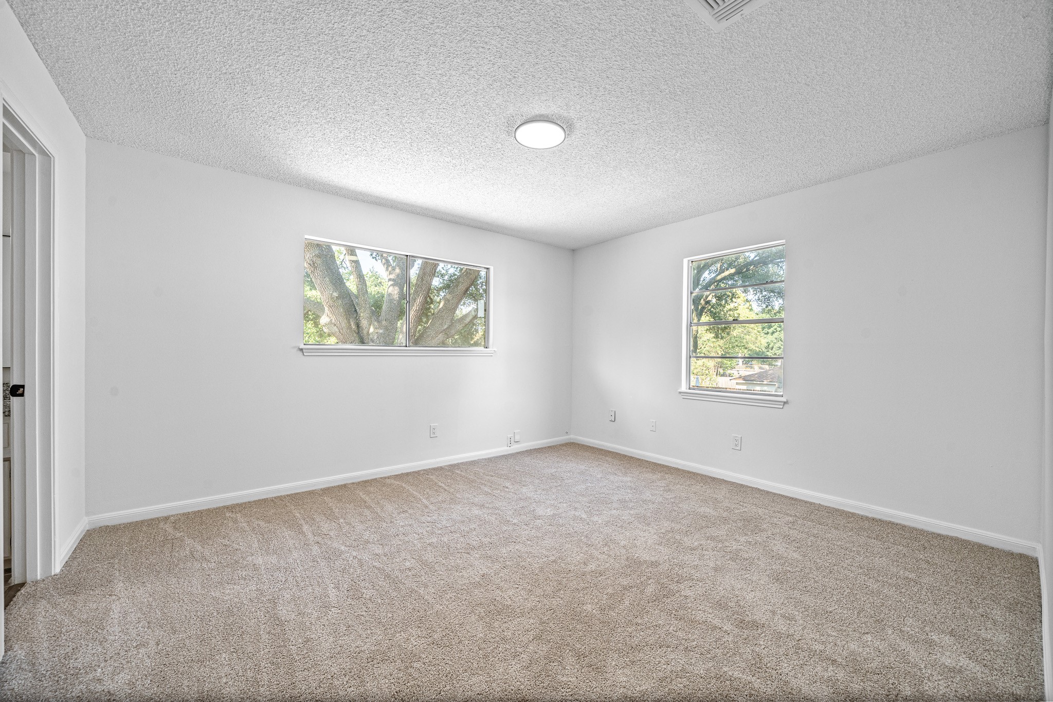 15802 Seattle Street Property Photo 34